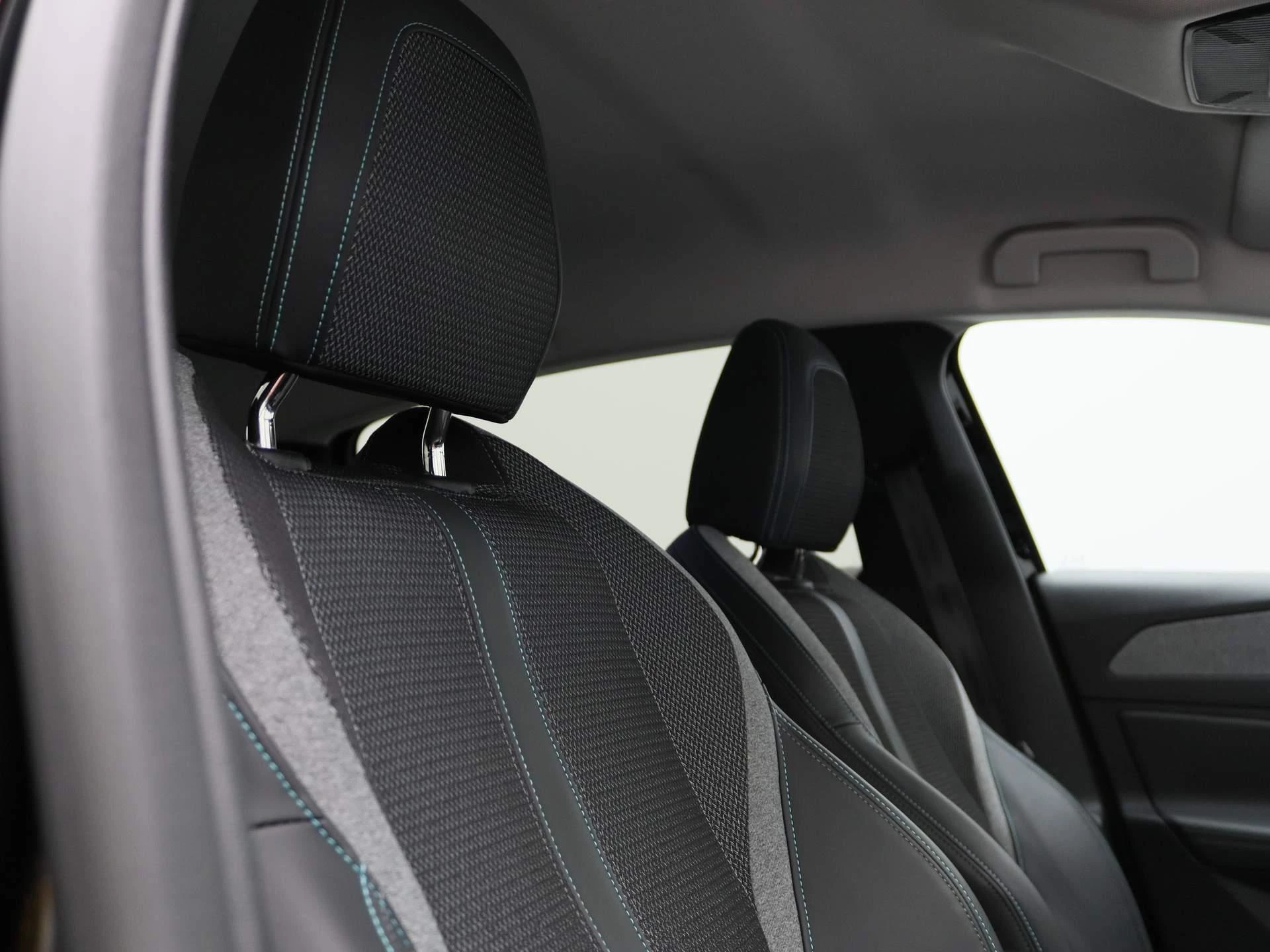 Peugeot 308 1.2 PureTech Allure Pack Business