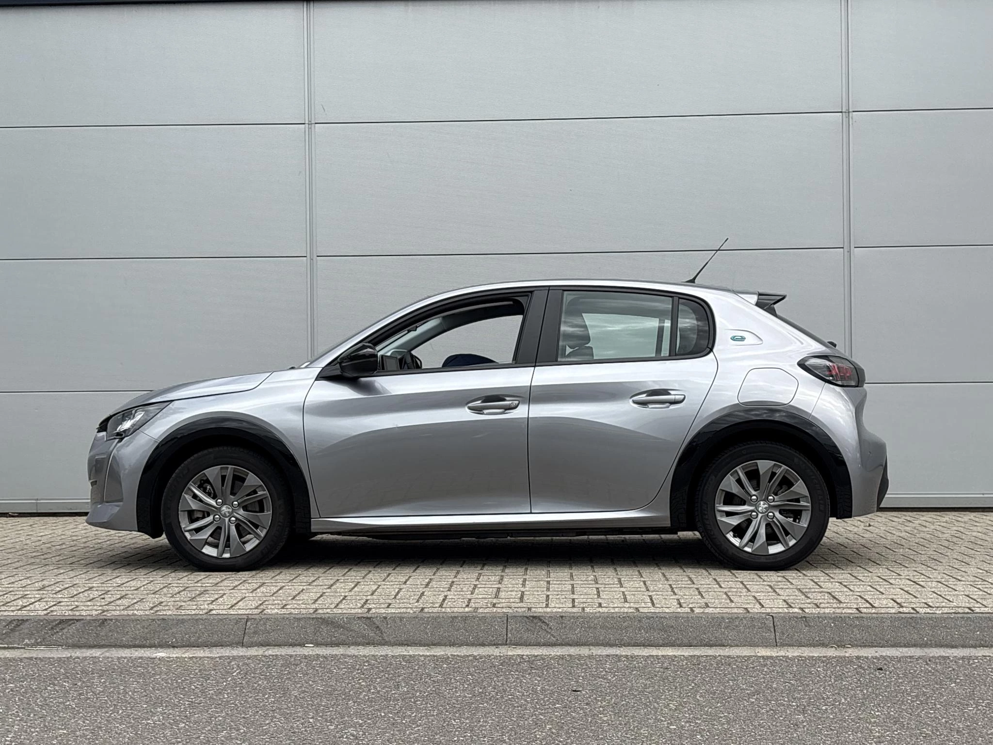 Peugeot e-208 EV Active Pack 50 kWh