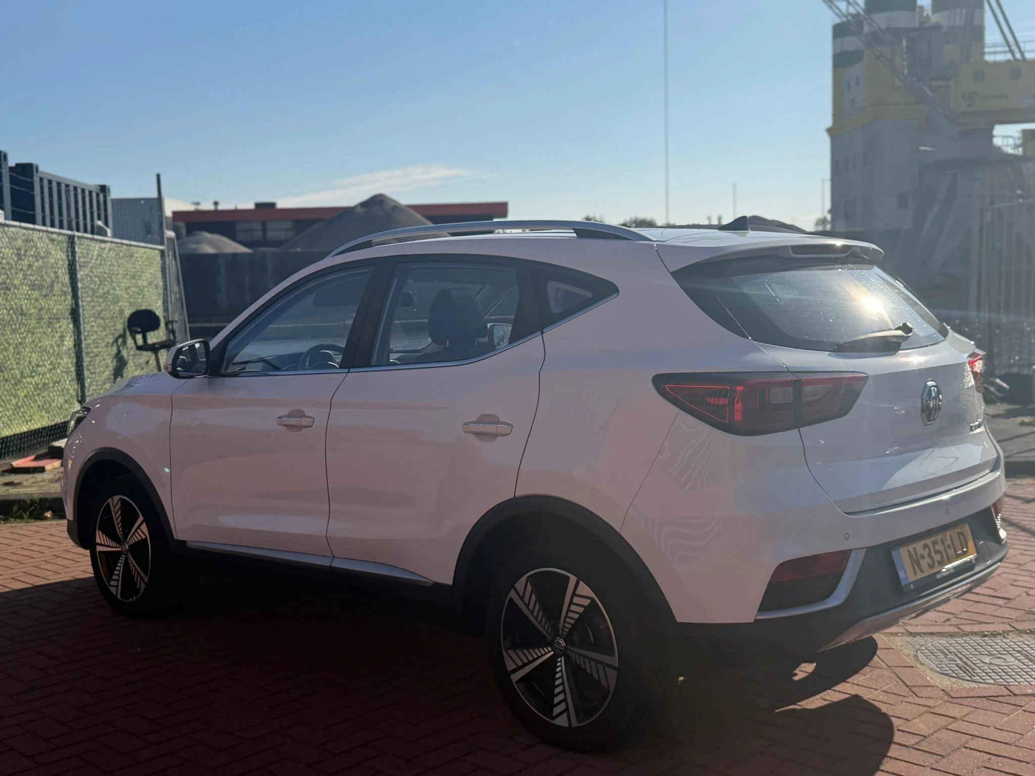 MG-ZS EV-image-4
