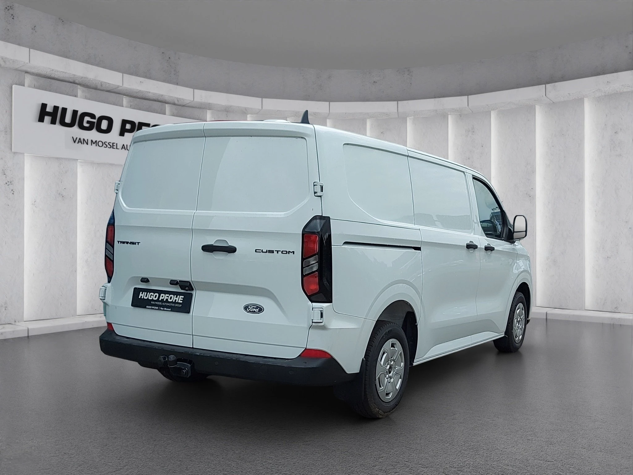 Ford-Transit Custom-image-4