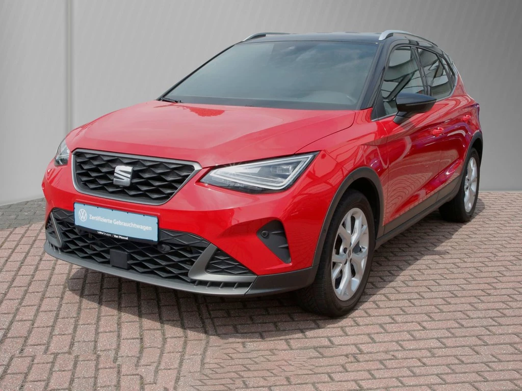 SEAT Arona 1.0 TSI FR 17" Navi+Full Link LED RFK+PDC