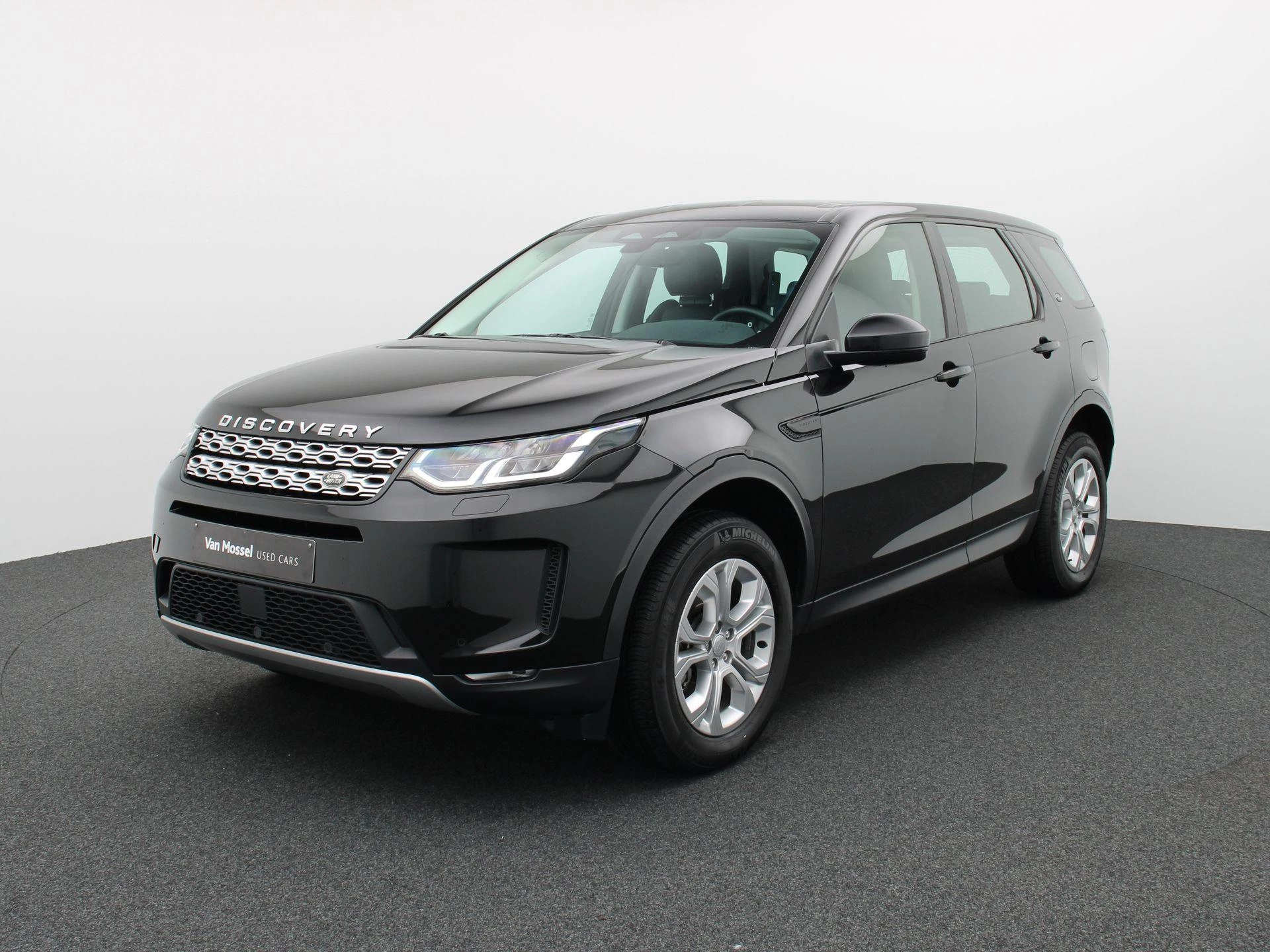 Land Rover-Discovery Sport-image-0