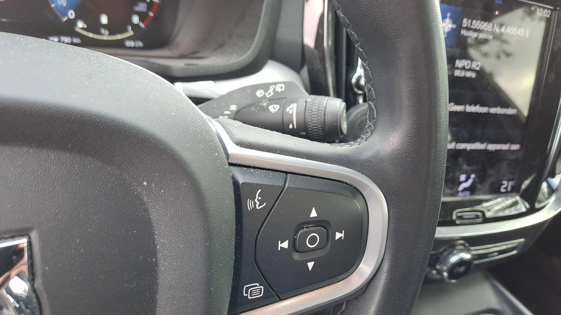 Volvo-V60-image-12