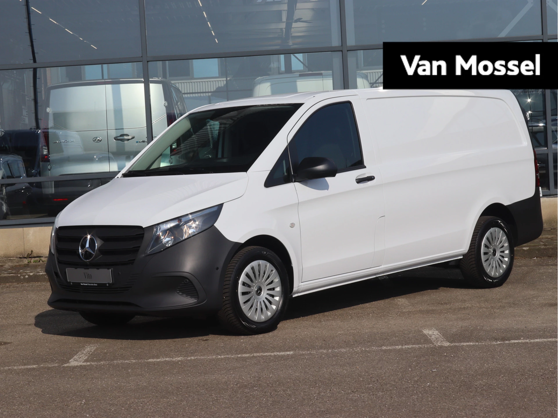 Mercedes-Benz-Vito-image-0
