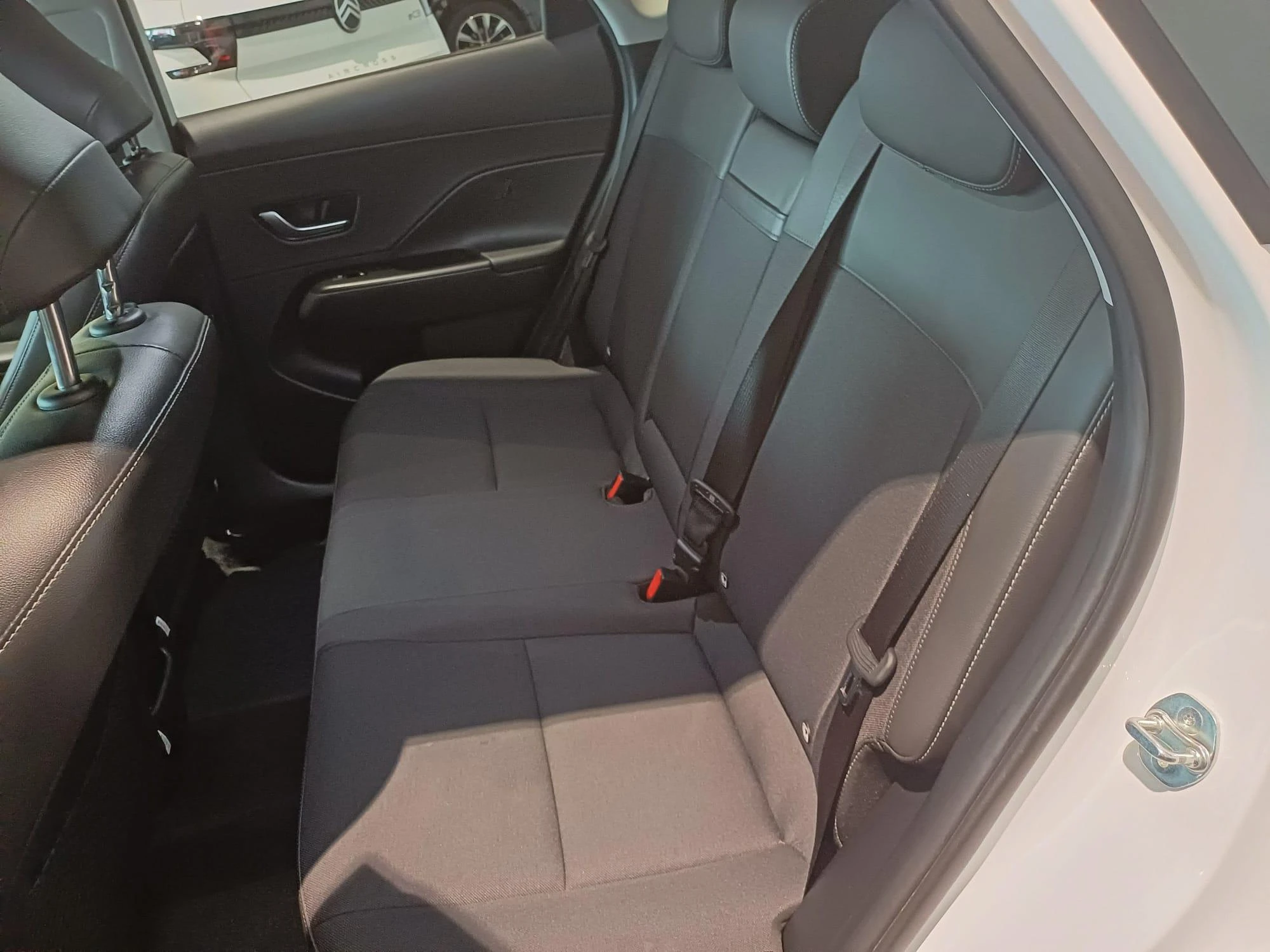 Hyundai-Kona-image-8