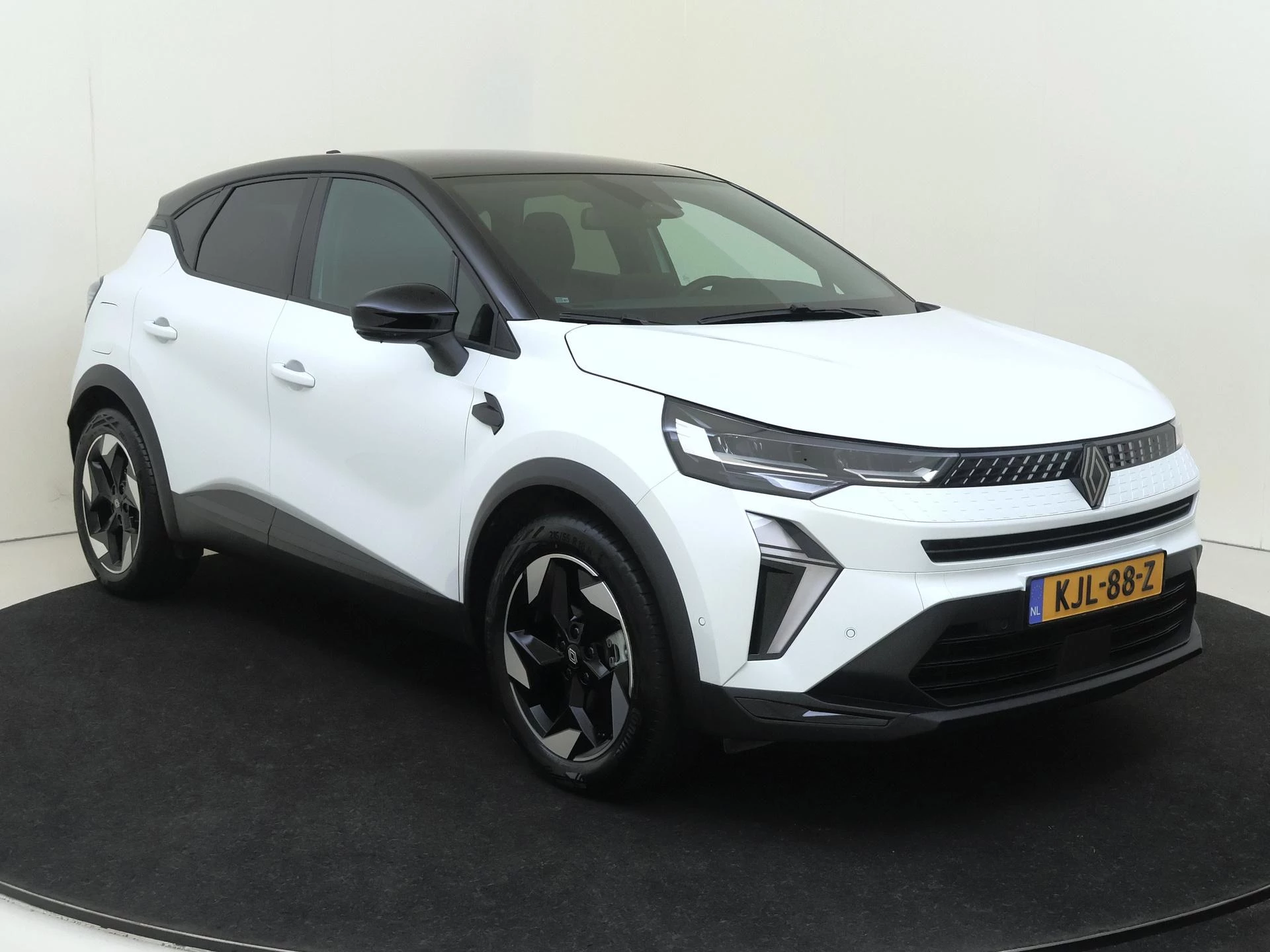 Renault Captur 1.8 E-Tech full hybrid 160 techno