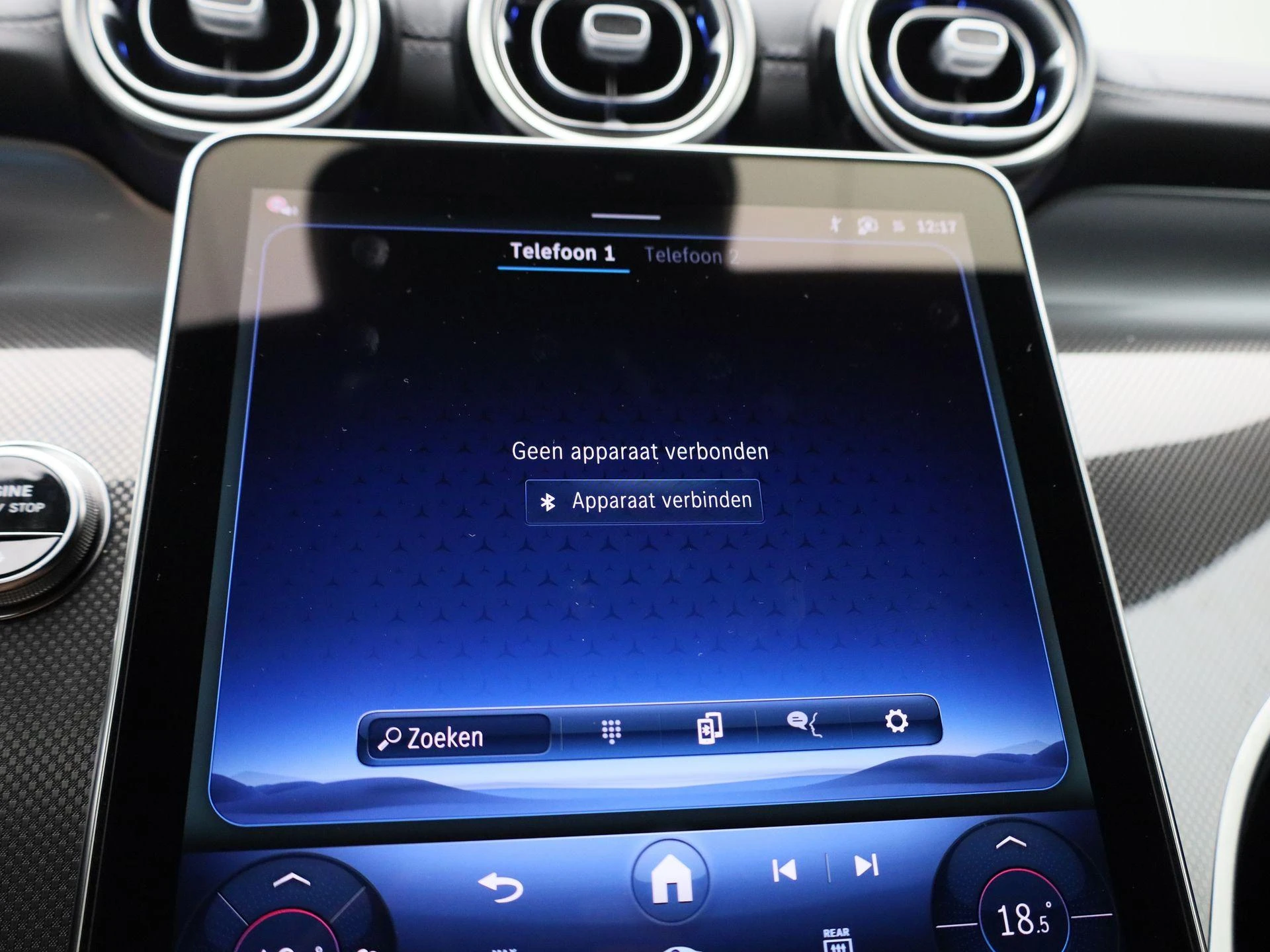 Mercedes-Benz-GLC-image-24