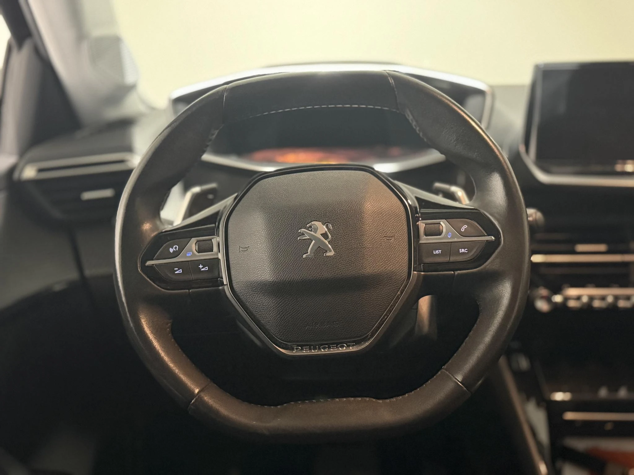 Peugeot-208-image-5
