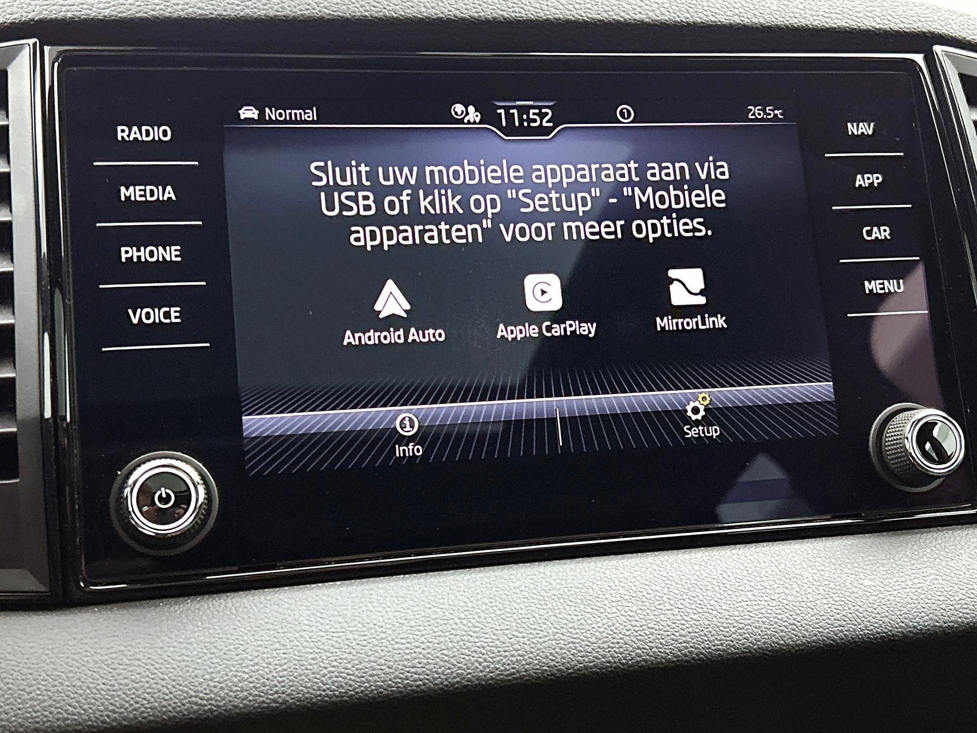 Škoda Karoq 1.5 TSI ACT Sportline Business