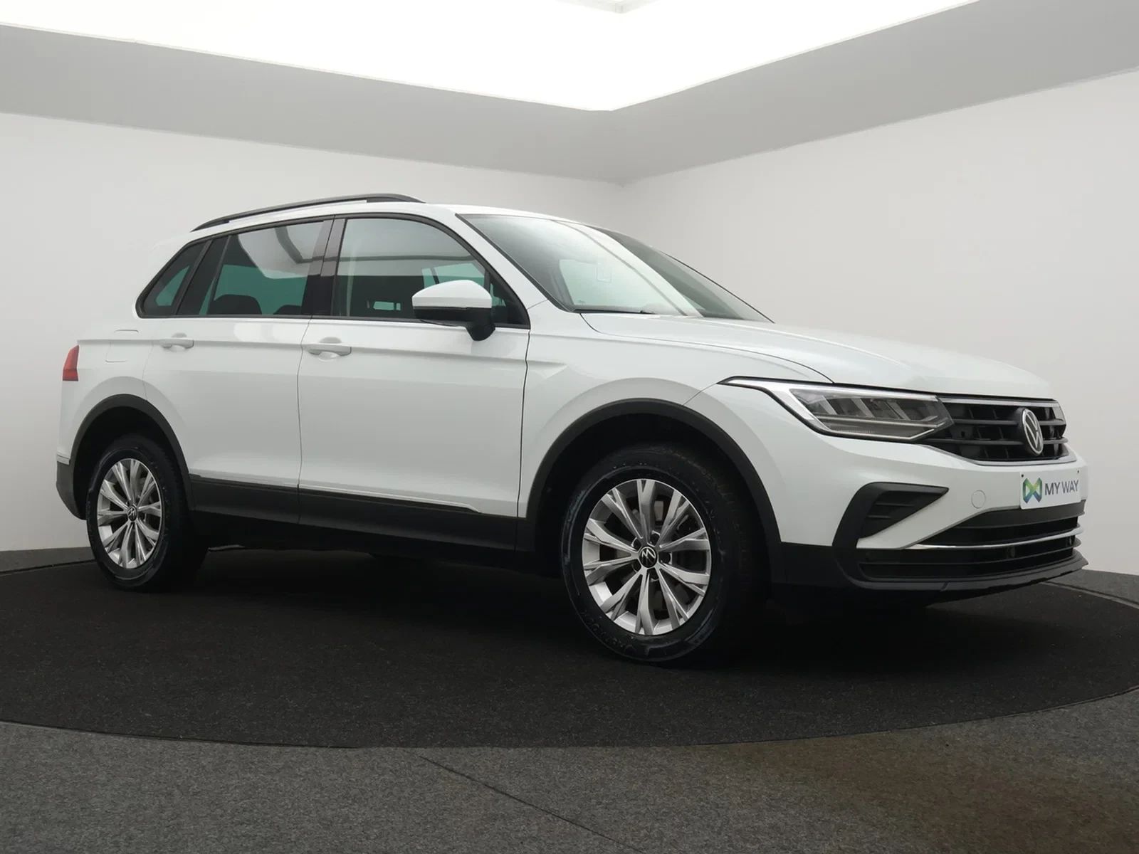 Volkswagen Tiguan eHybrid (PHEV) Tiguan Life 1.4TSI eHybrid 150PK *AUTOMAAT*CAMERA*PDC*VIRTUAL COCKPIT*NAVI*APP-CONNECT*...*