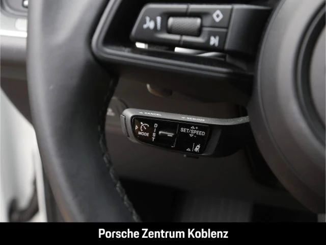 Porsche-Cayenne-image-18