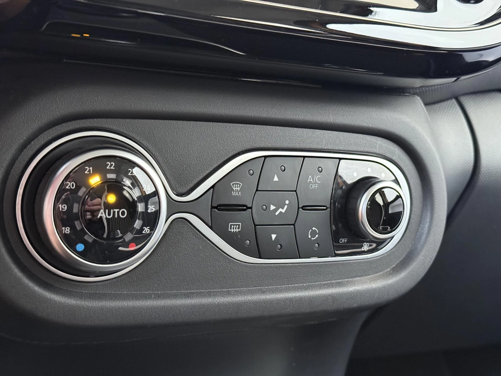 Renault-Twingo-image-17