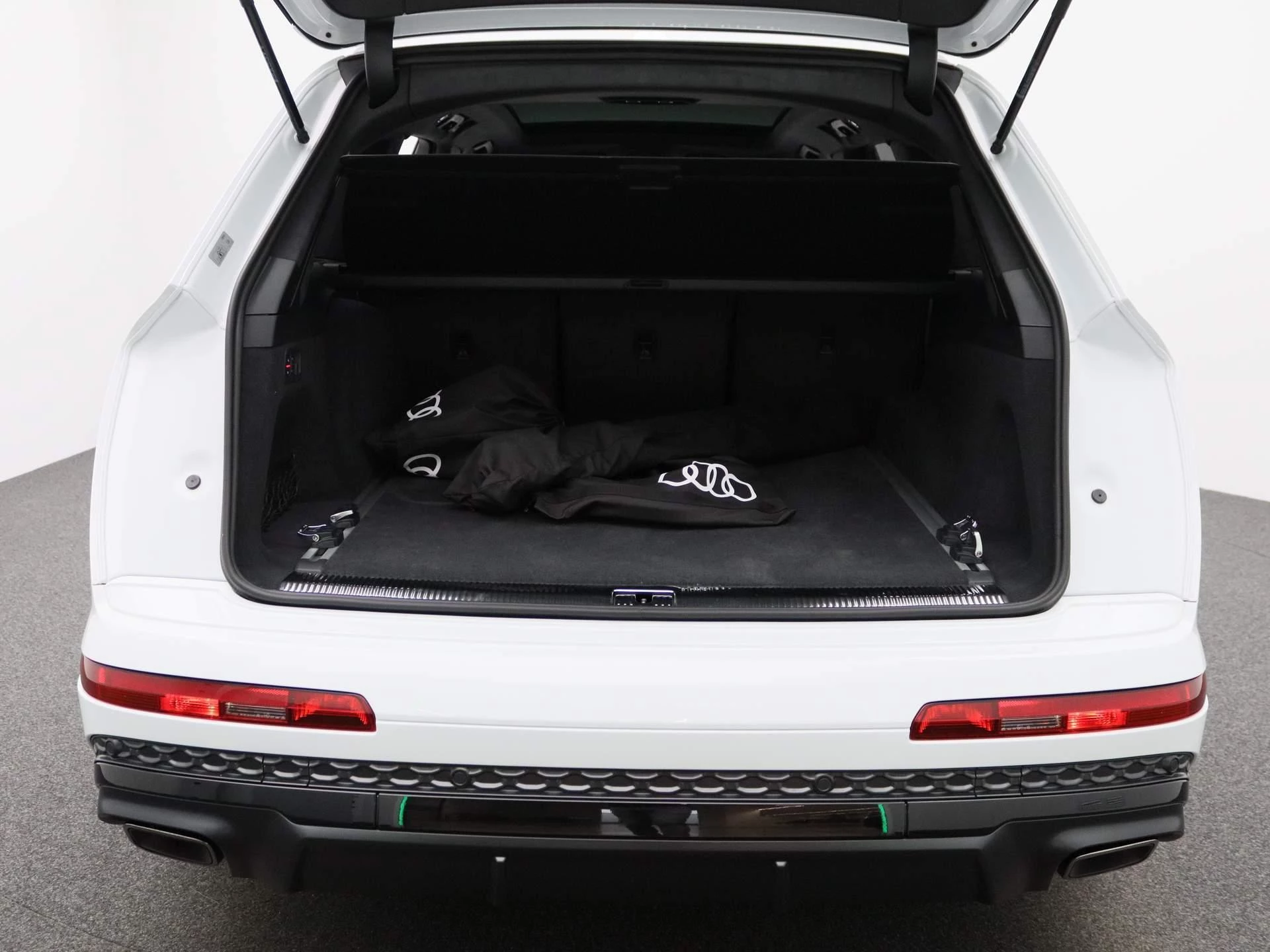Audi Q7 60 TFSI e quattro Pro Line S Competition 490 PK