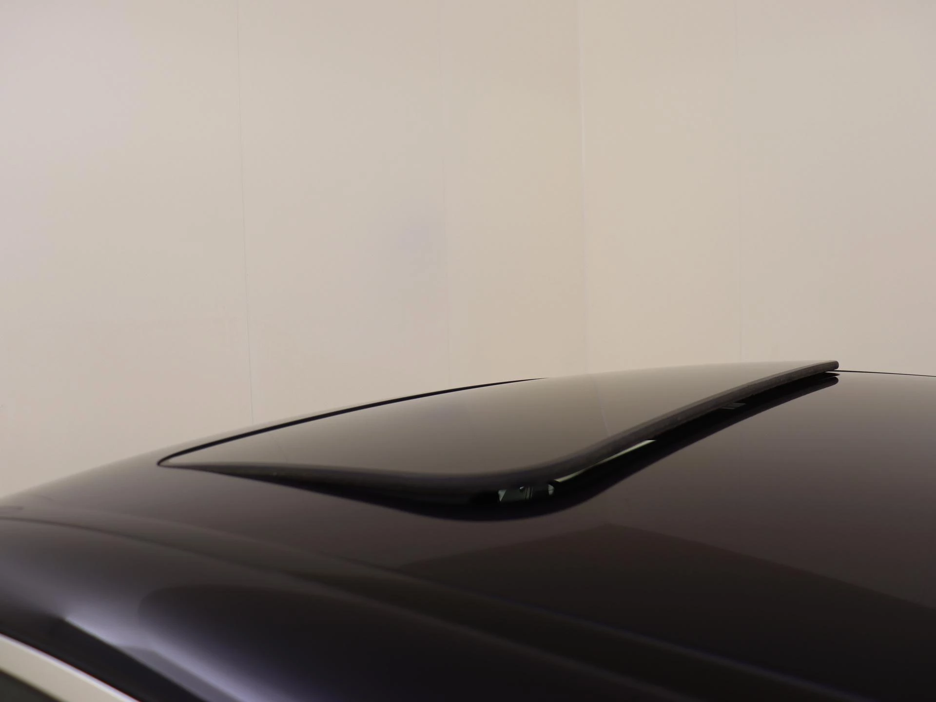 Mercedes-Benz-GLC-image-28