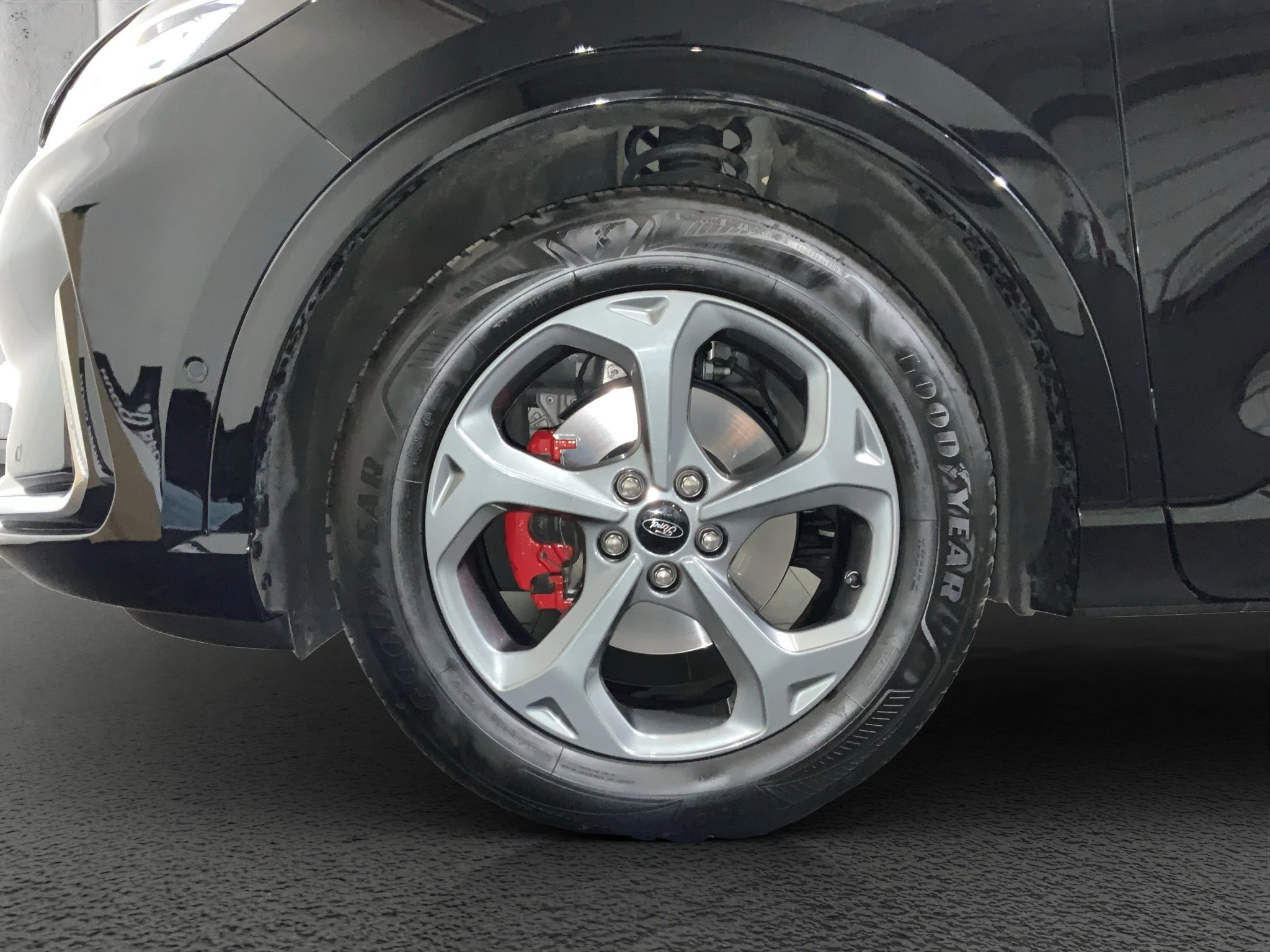 Ford Kuga ST-Line X Aut.*360GRAD*LED-MATRIX*NAVI*GRA*WINTER-PKT.