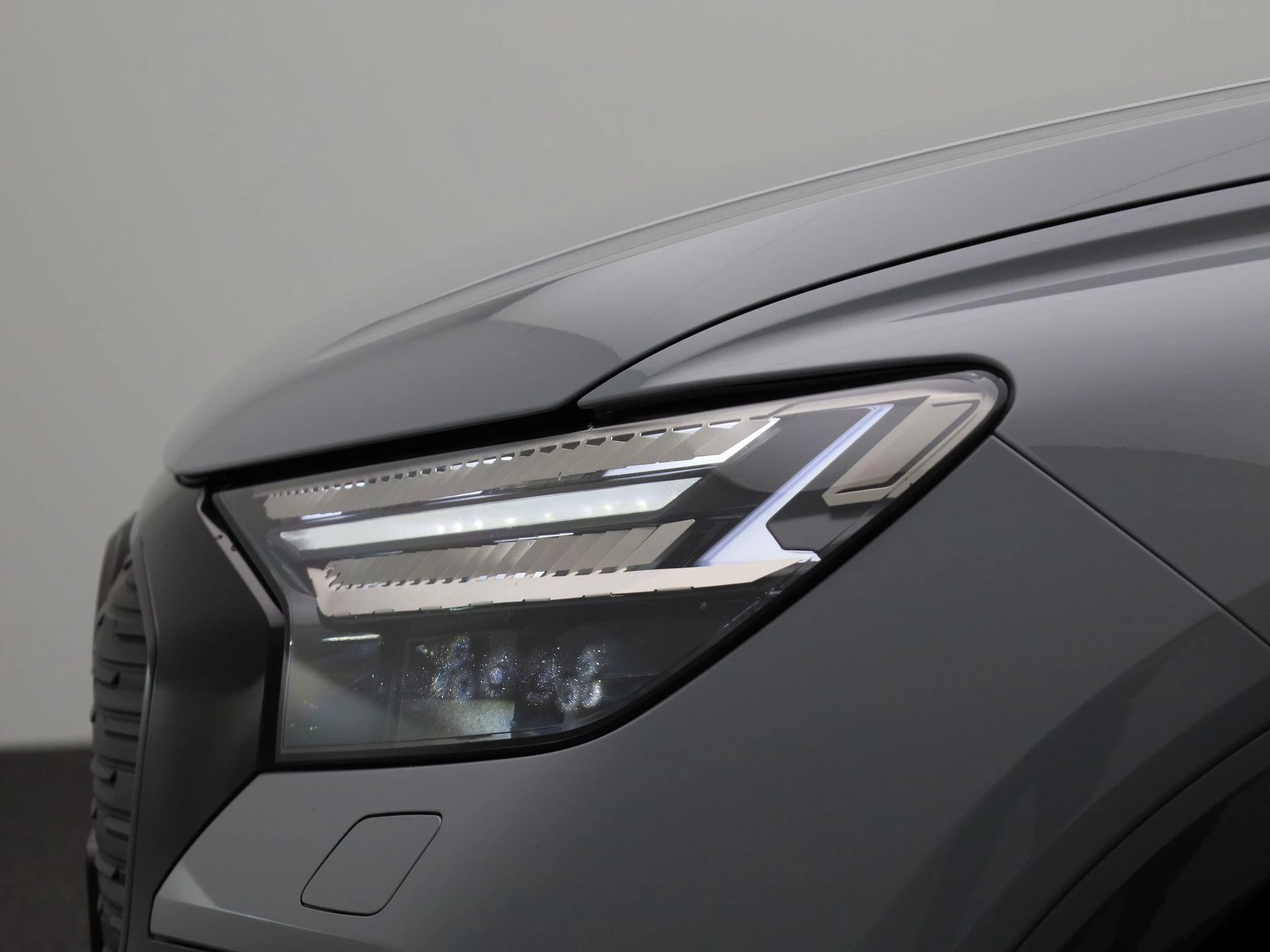 Audi-Q4 Sportback e-tron-image-16