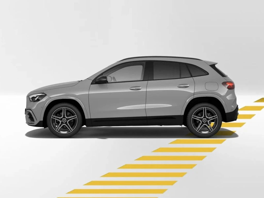 Mercedes-Benz-GLA 200-image-3