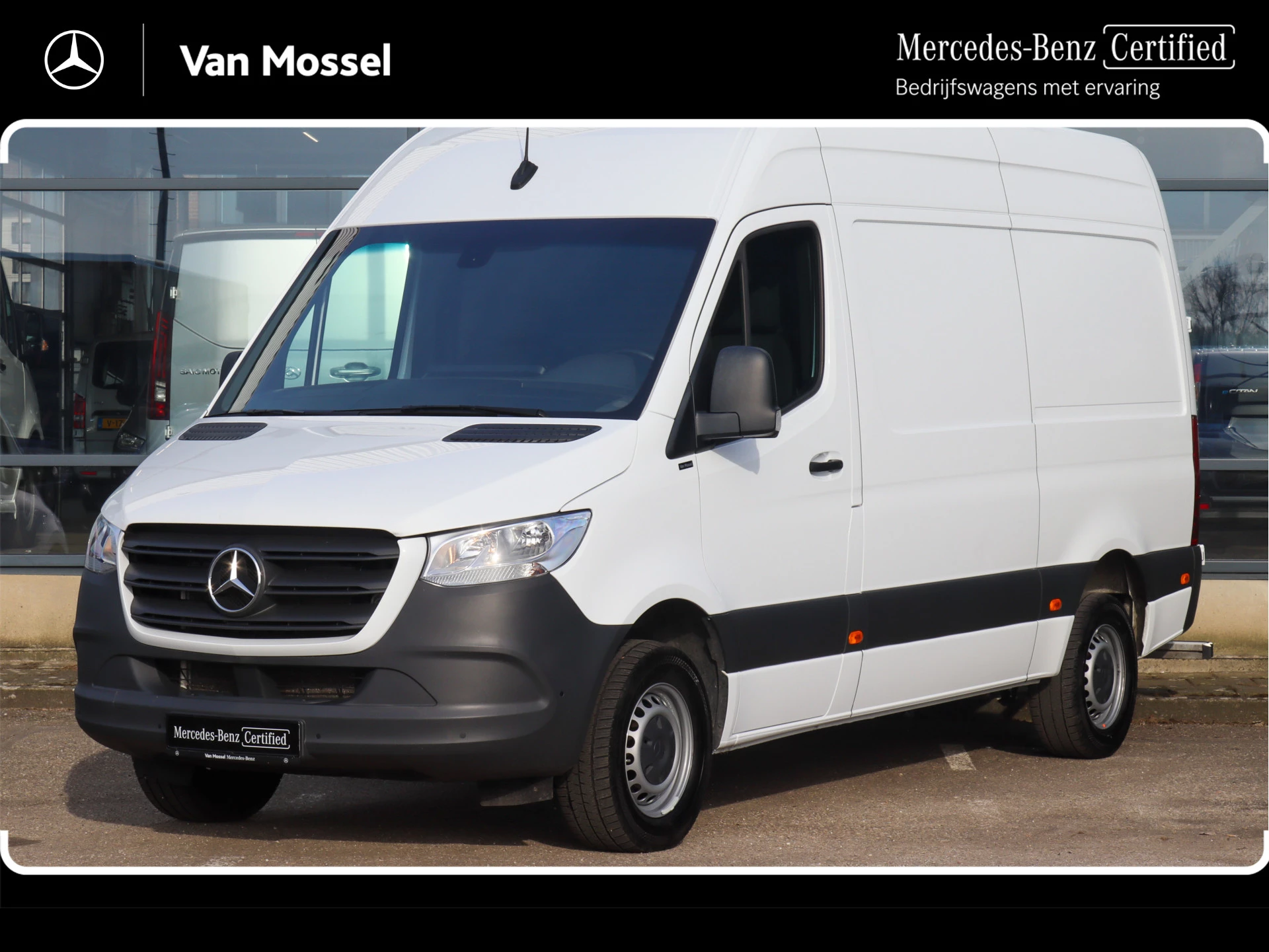 Mercedes-Benz-Sprinter-image-0