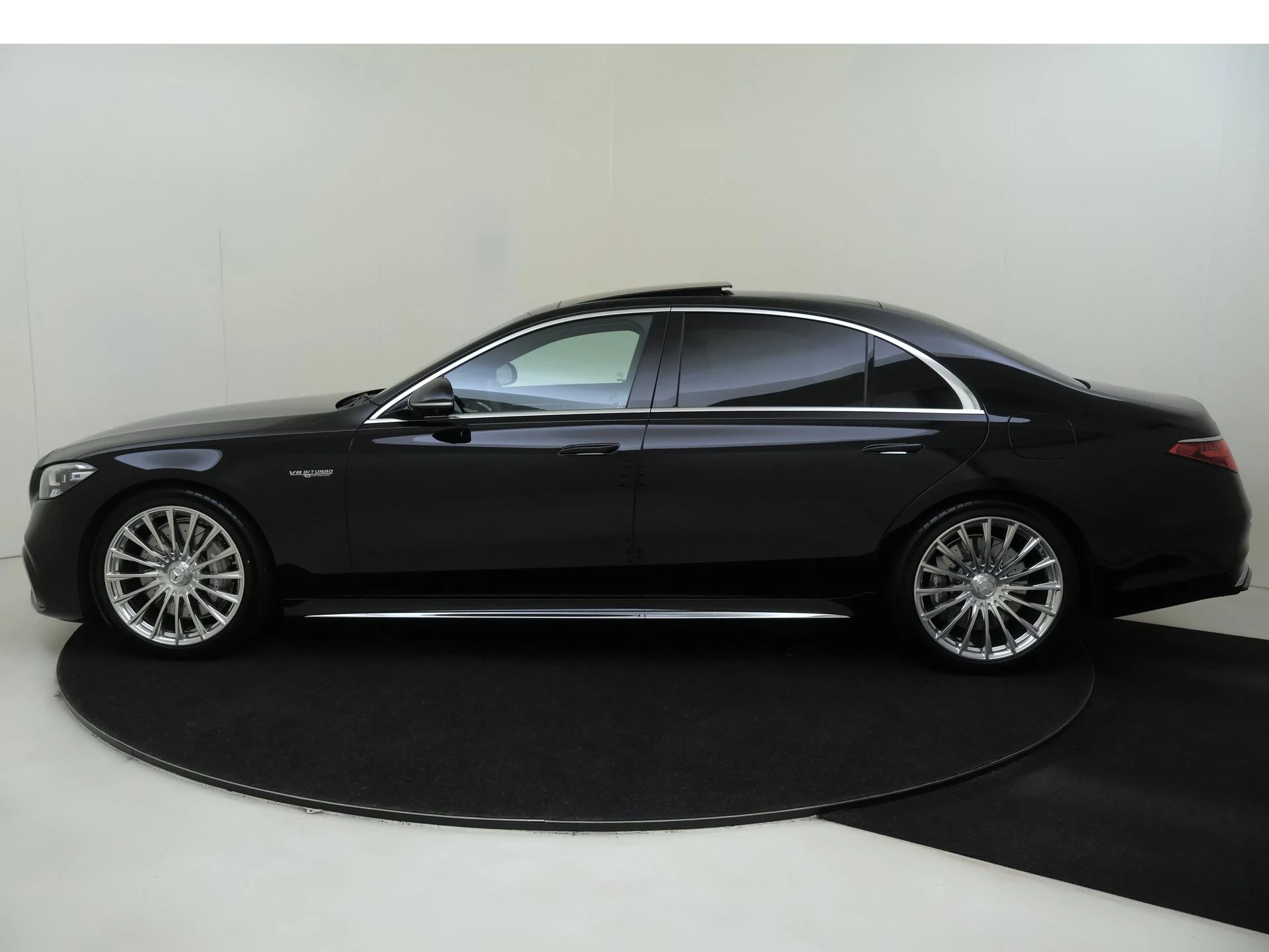 Mercedes-Benz-S-Klasse-image-2