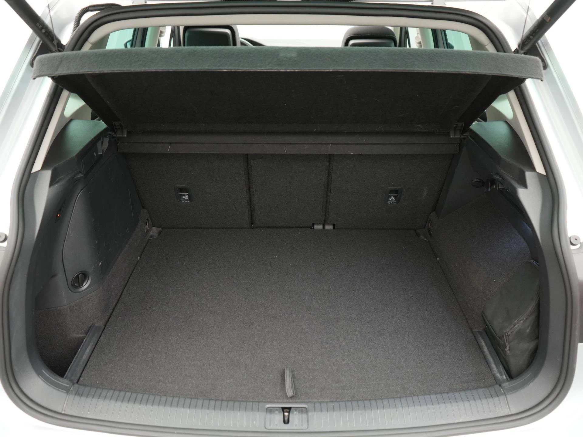 Volkswagen-Tiguan-image-41