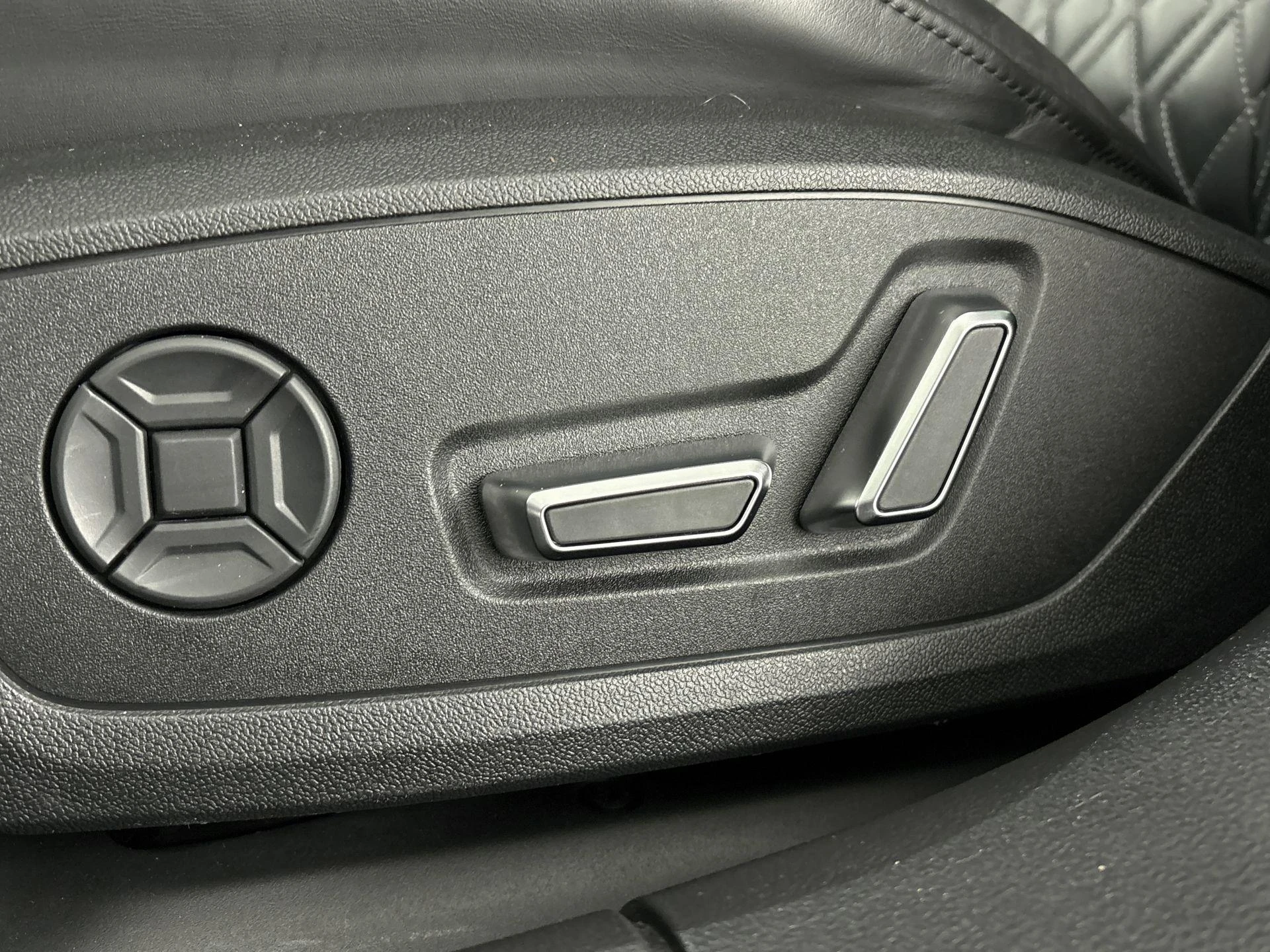 Audi-A6-image-18