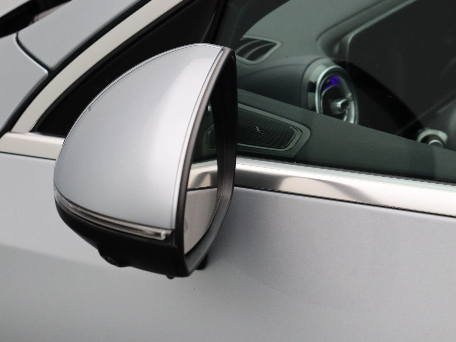 Mercedes-Benz-GLC-image-7