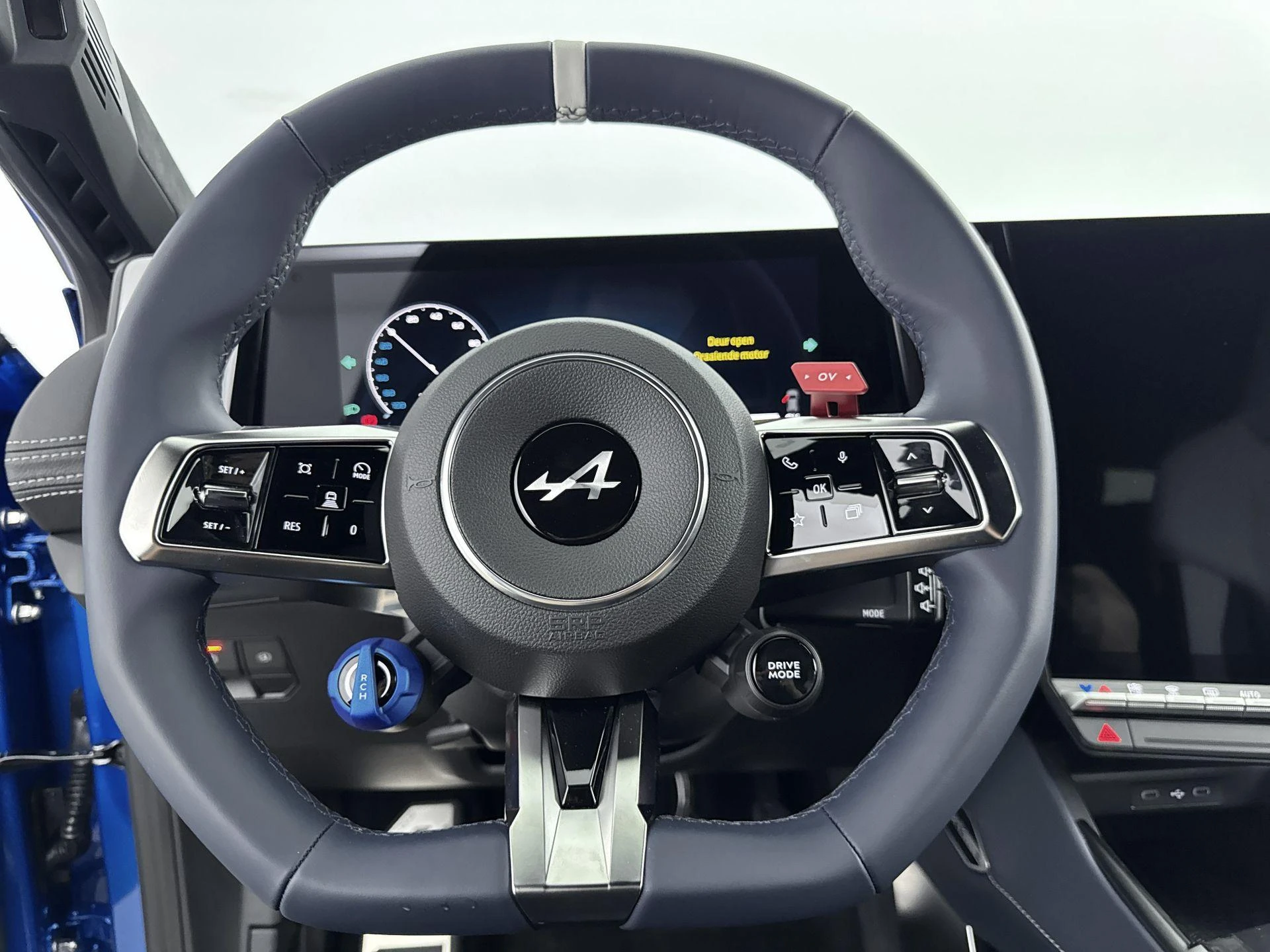 Alpine-A390-image-12