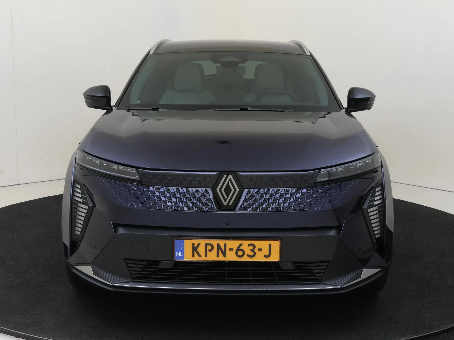 Renault Scénic E-Tech EV87 long range iconic