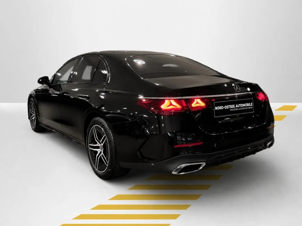 Mercedes-Benz-E-Klasse 220 d-image-12