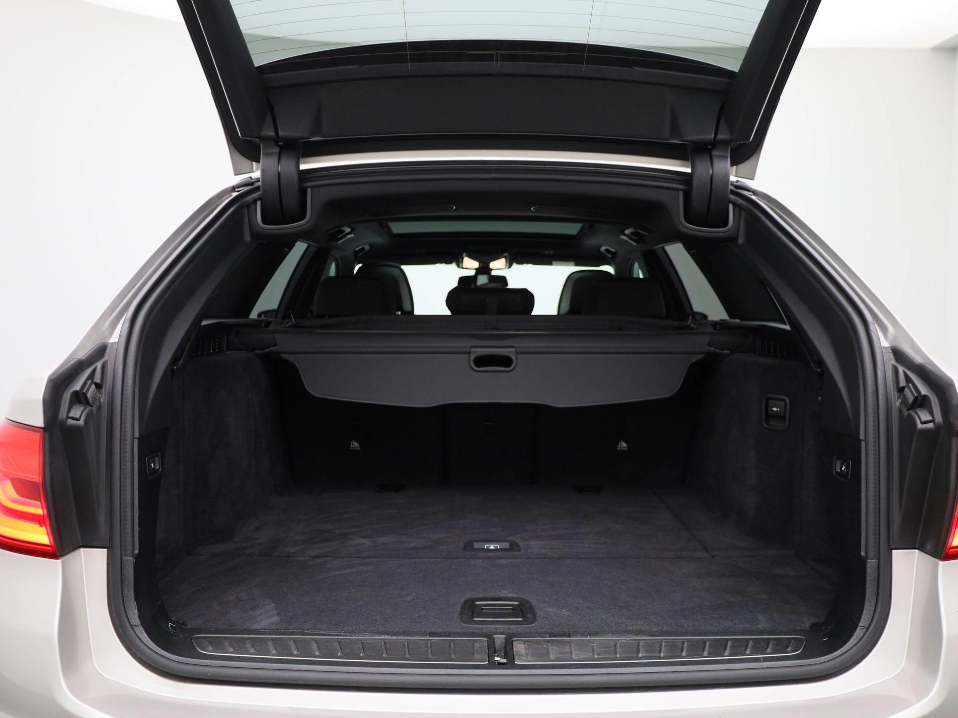 BMW-5 Serie-image-13