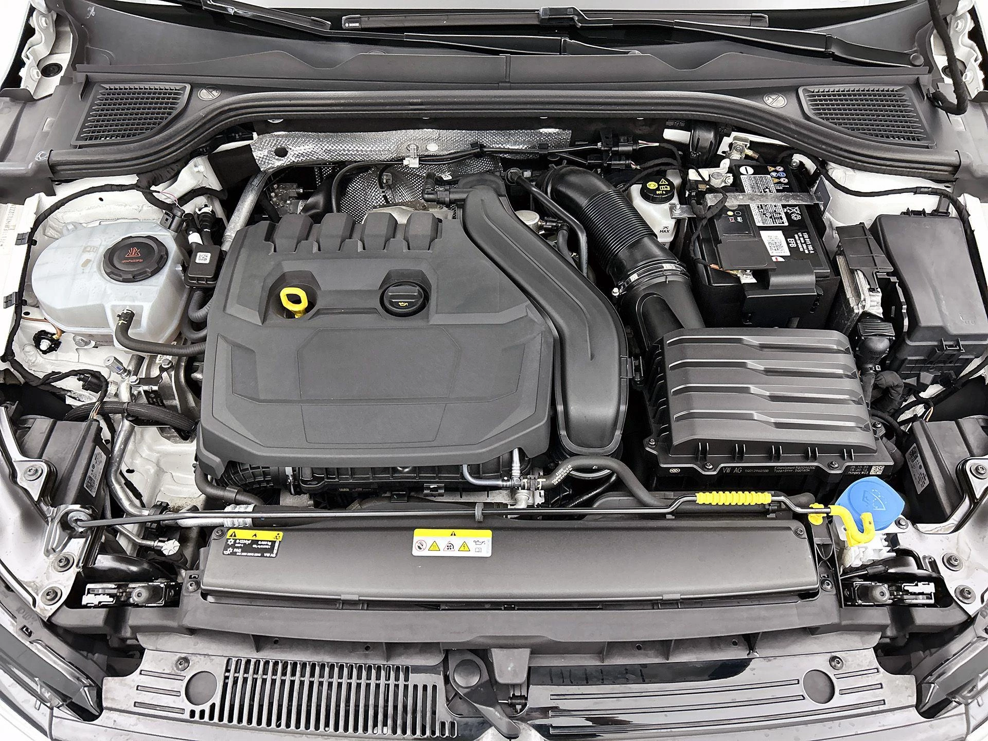 Volkswagen Golf 1.5 eTSI R-Line