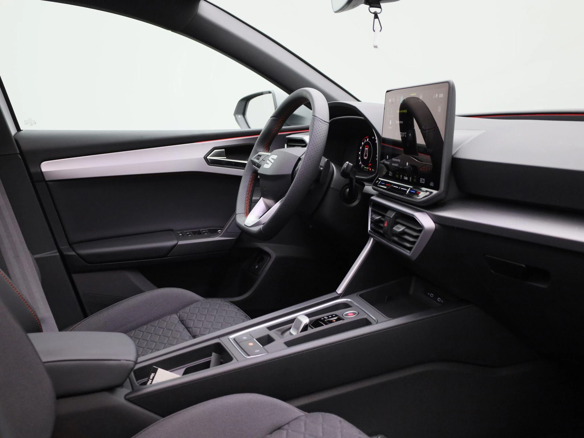 SEAT Leon 1.5 TSI e-Hybrid FR Business
