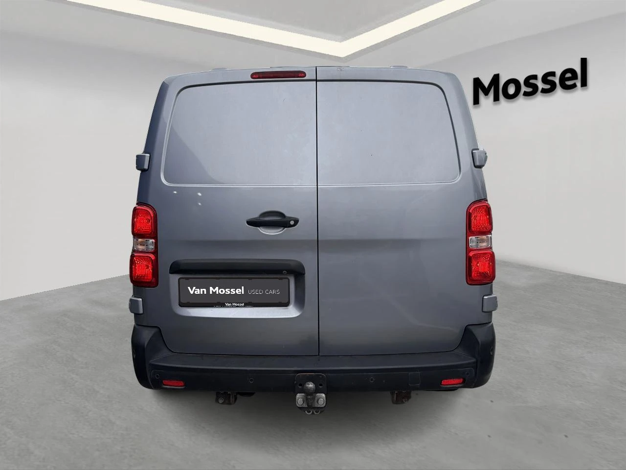 Opel-Vivaro-image-2