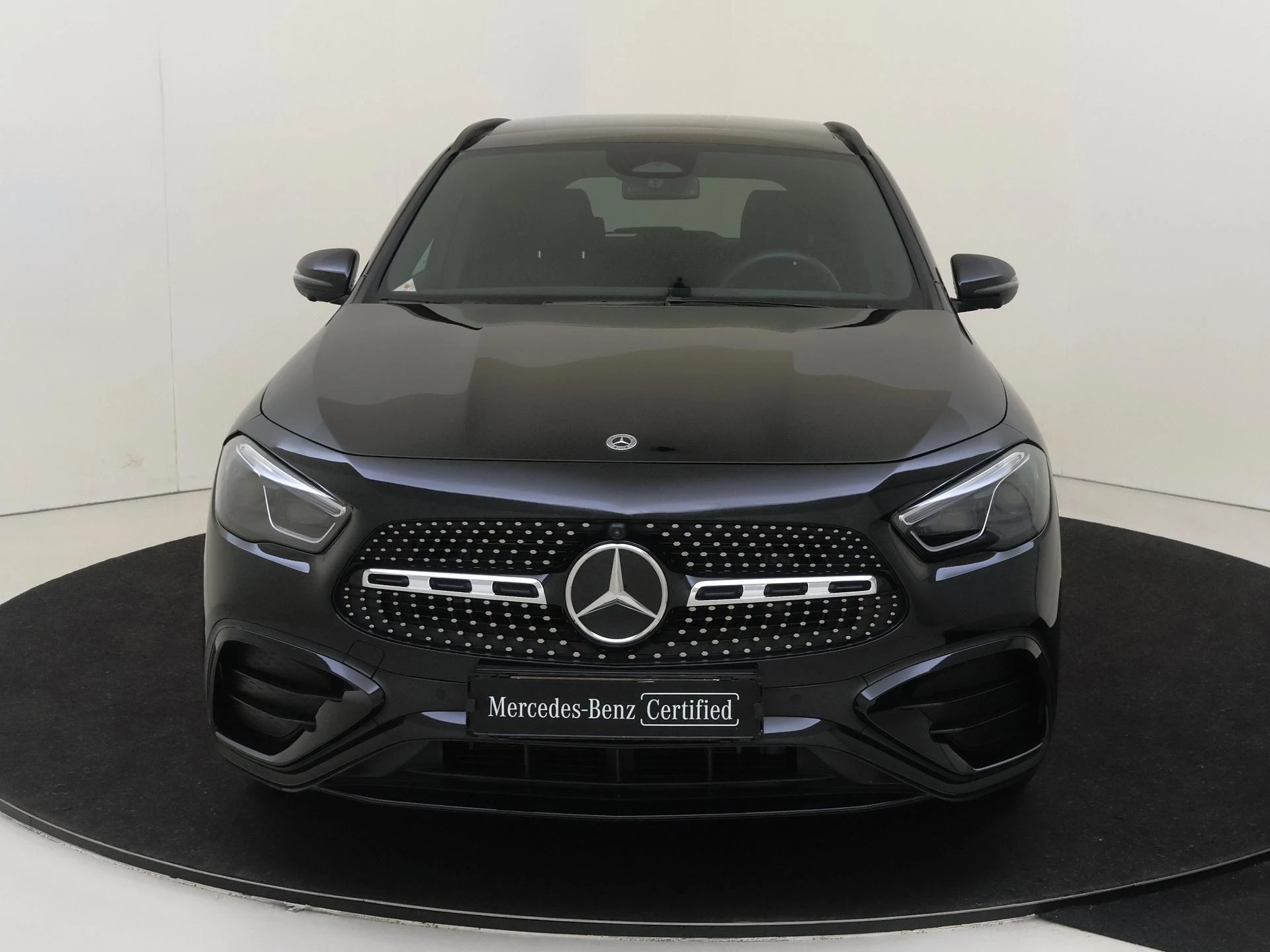 Mercedes-Benz GLA 180 AMG Line