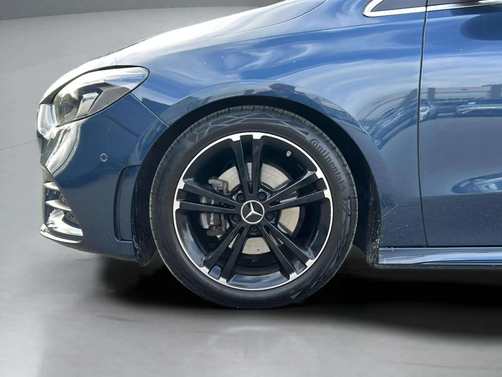 Mercedes-Benz-B-Klasse-image-8