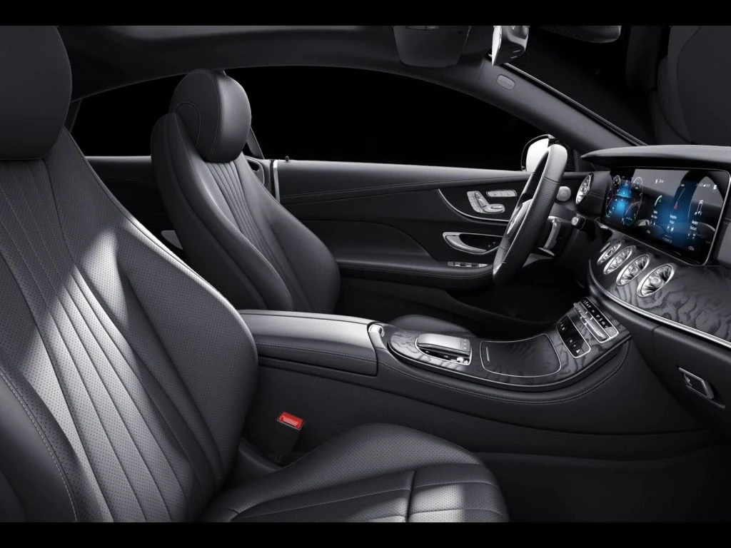 Mercedes-Benz-E-Klasse 450-image-10