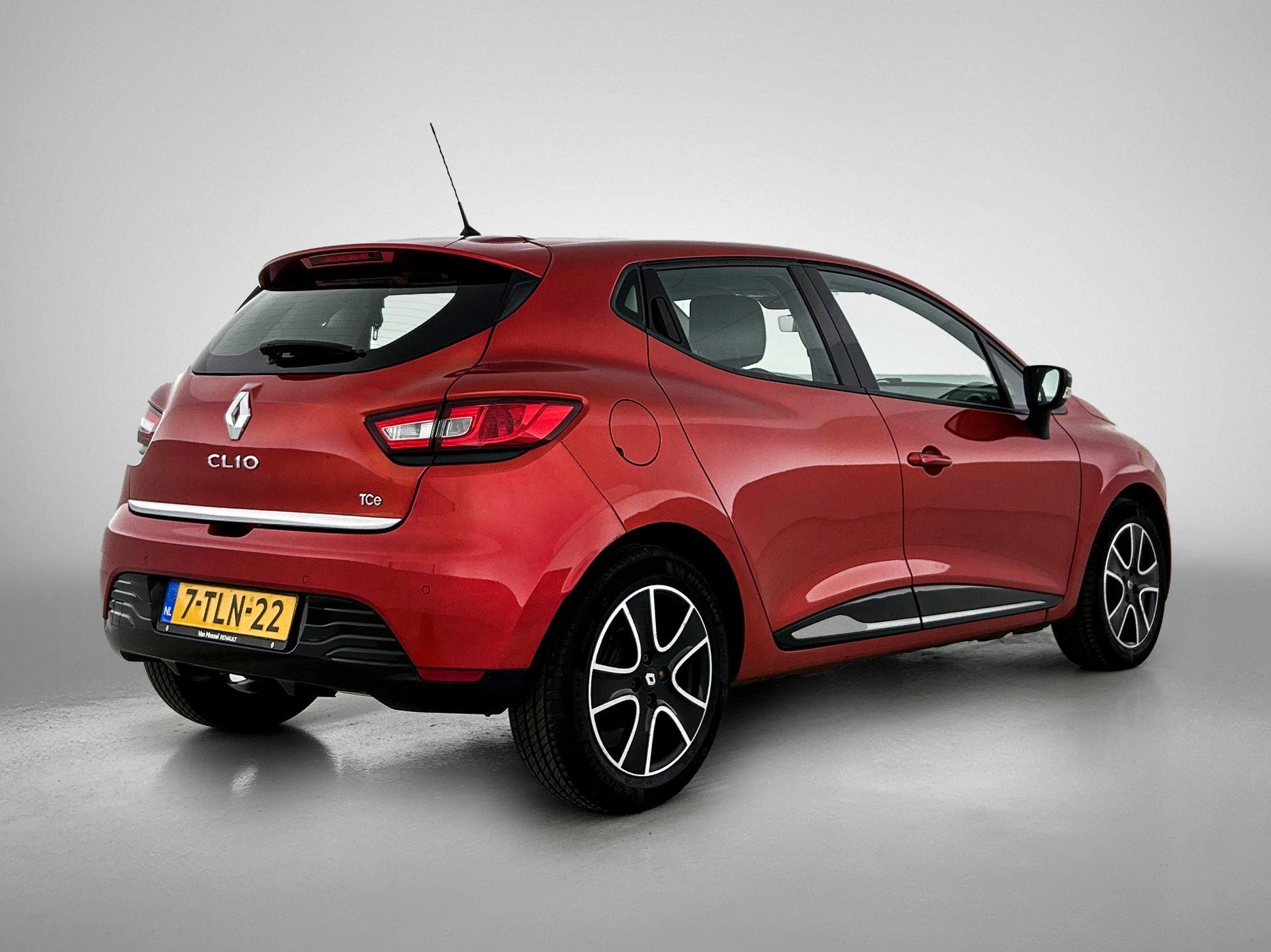 Renault-Clio-image-3