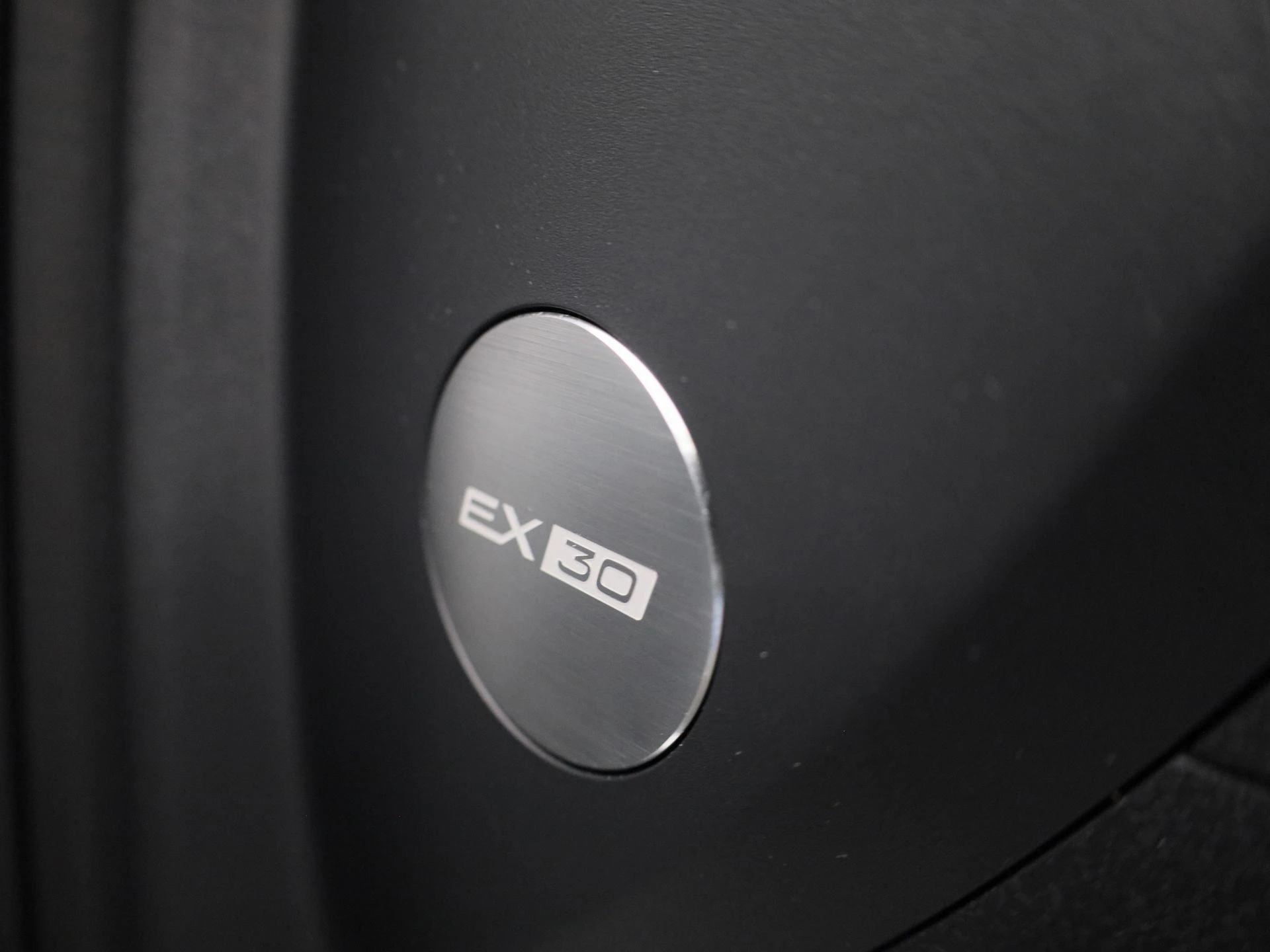 Volvo-EX30-image-28