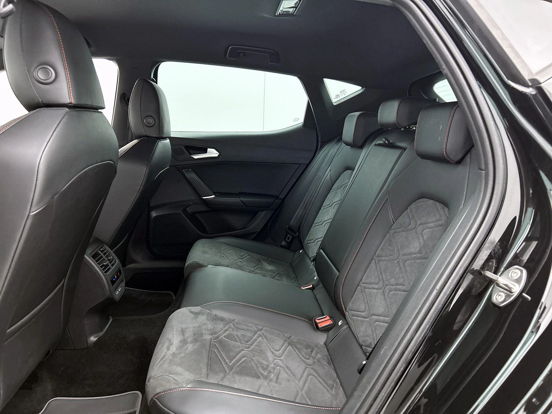 SEAT-Leon-image-26