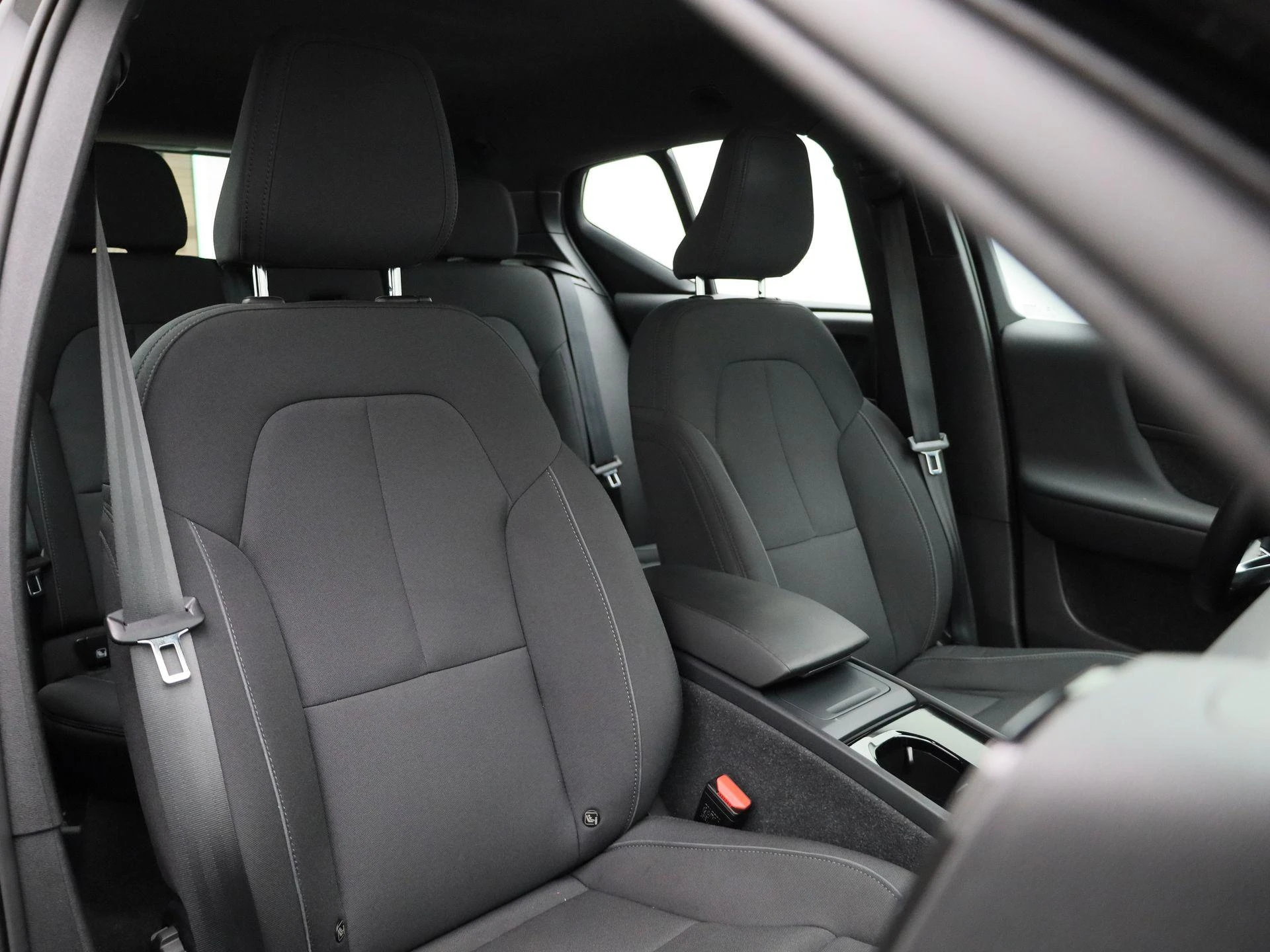 Volvo-XC40-image-34