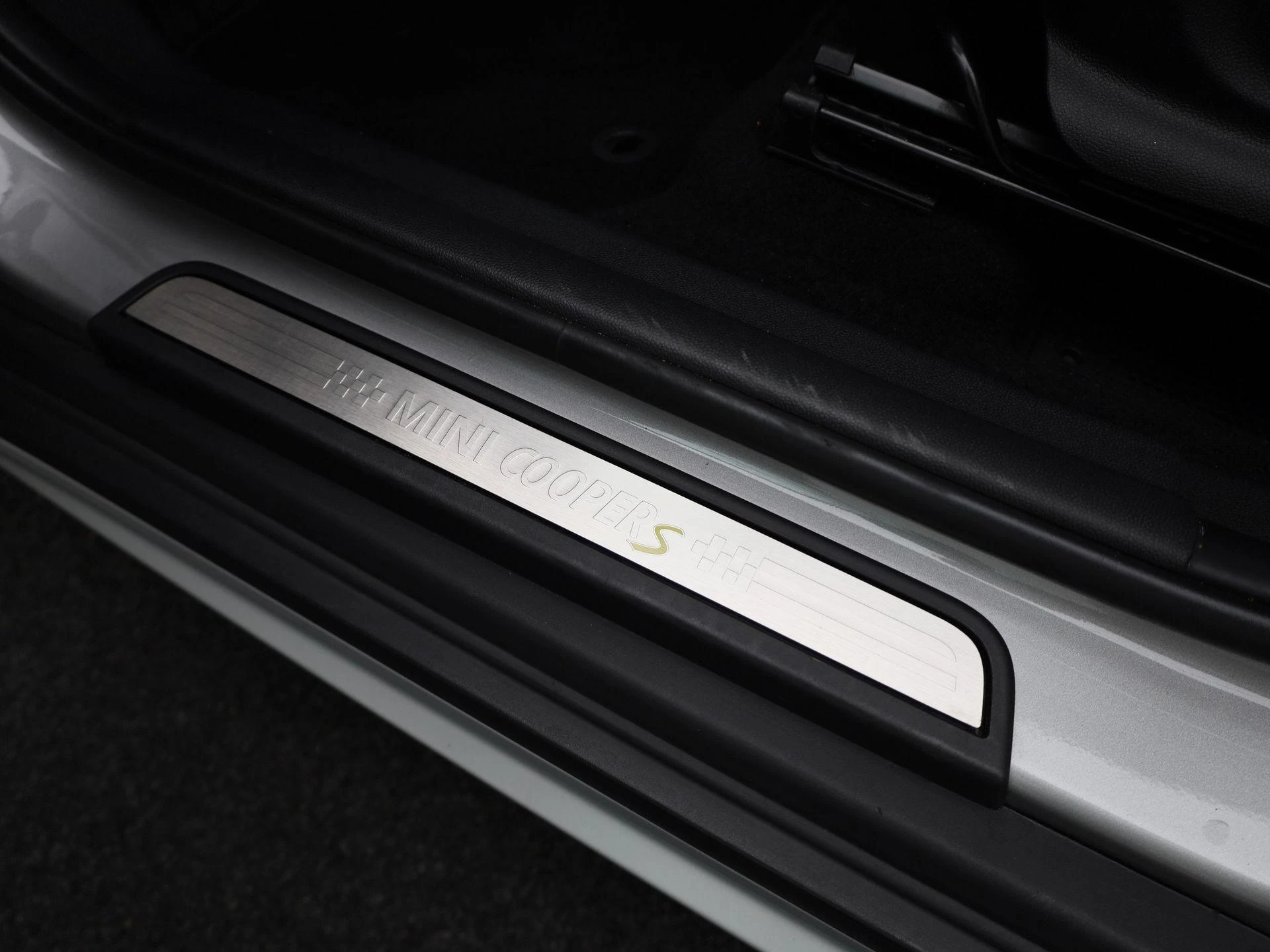 MINI-Countryman-image-30