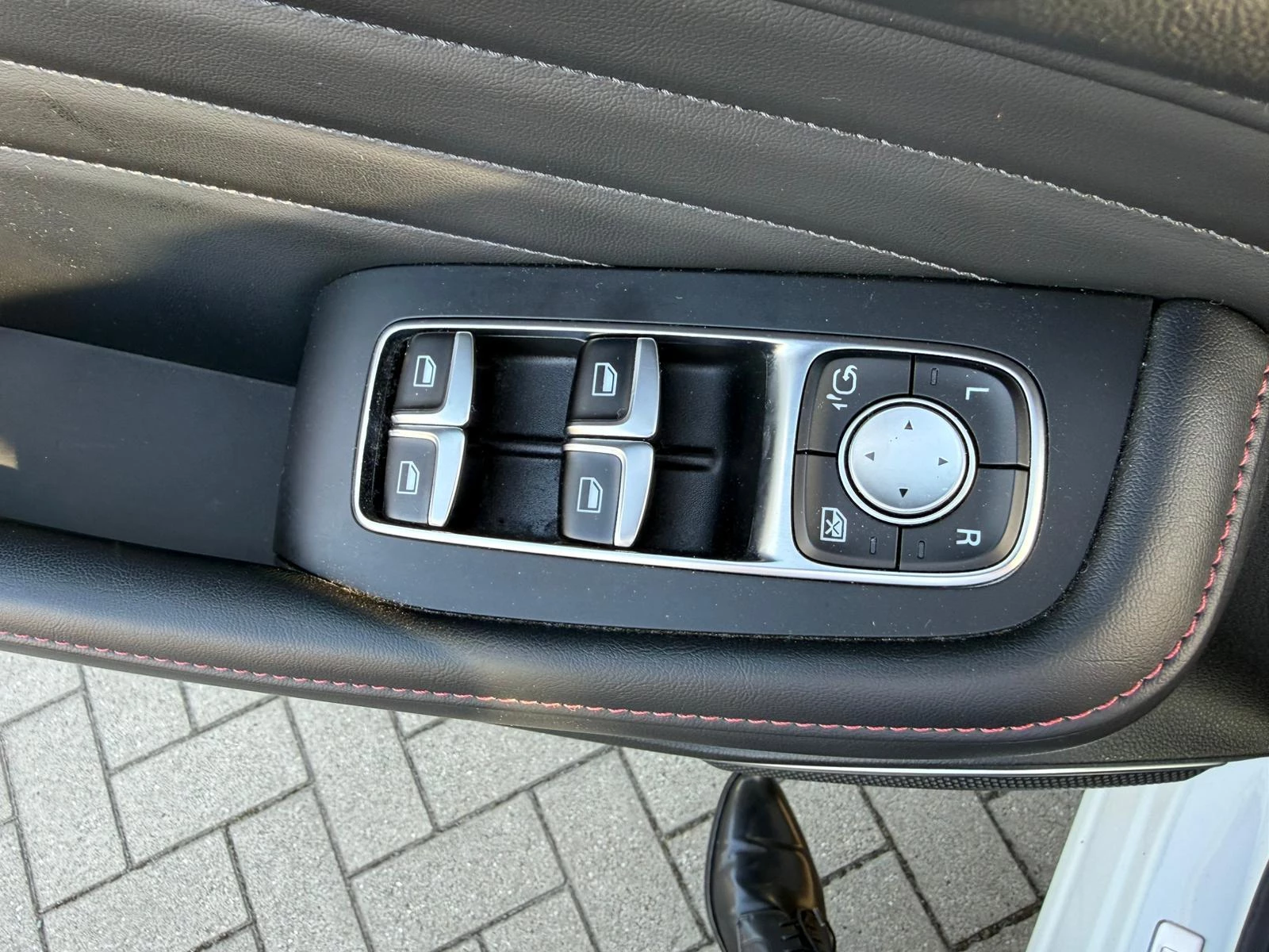 MG EHS Luxury