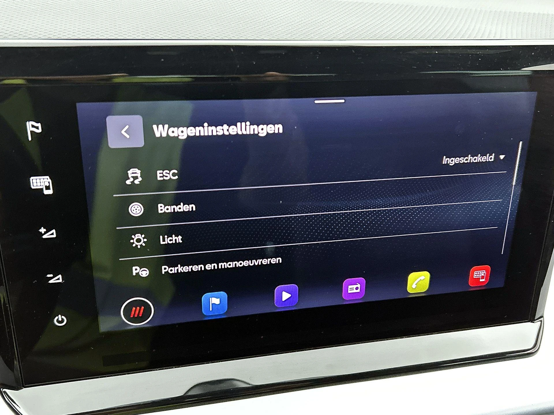 SEAT-Arona-image-11