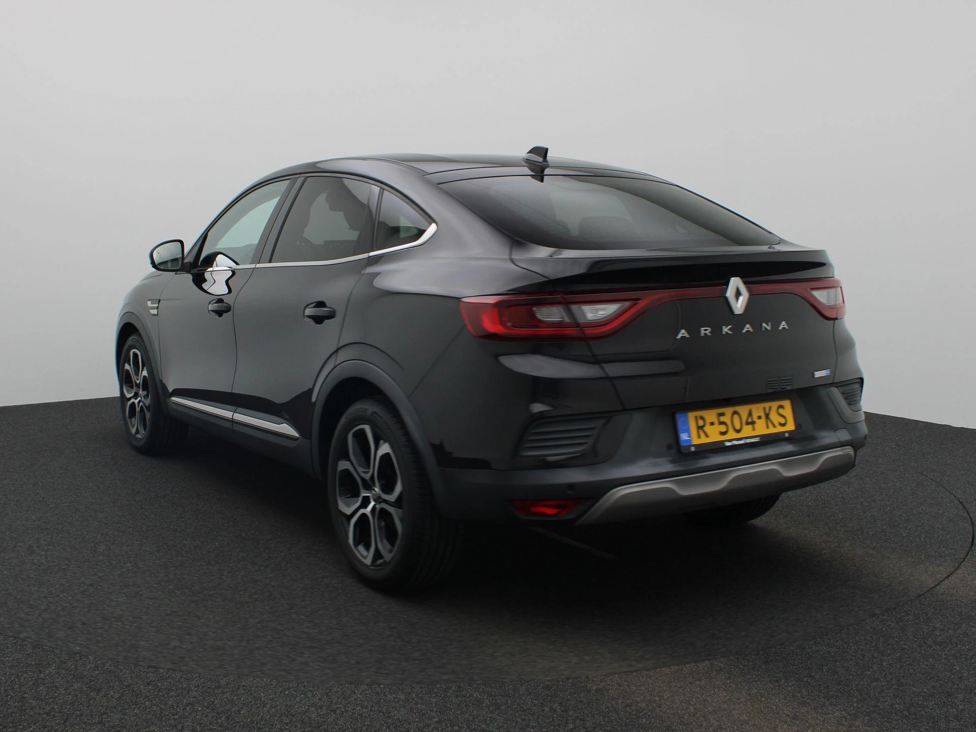 Renault-Arkana-image-1