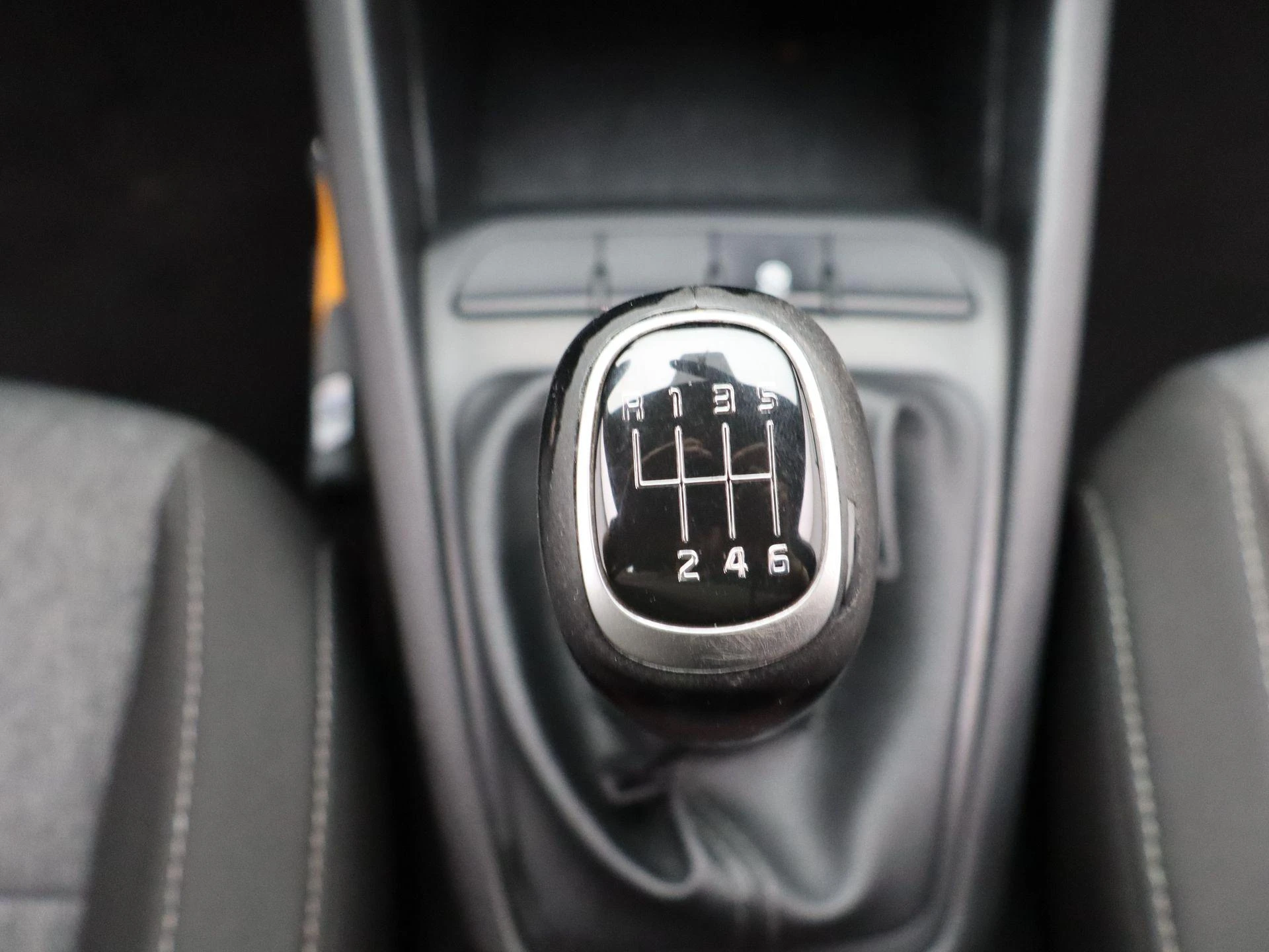 Kia-Stonic-image-22