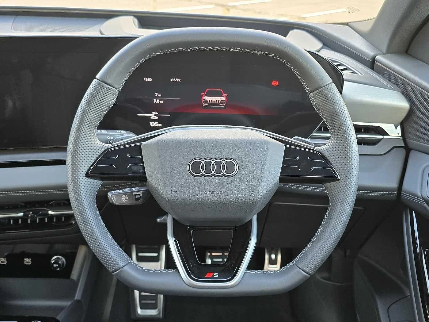Audi-Q6 e-tron-image-8
