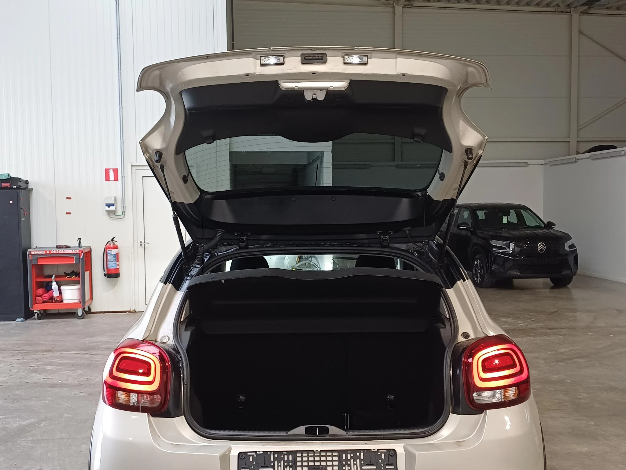 Citroën C3 1.2 110 AUTO Shine