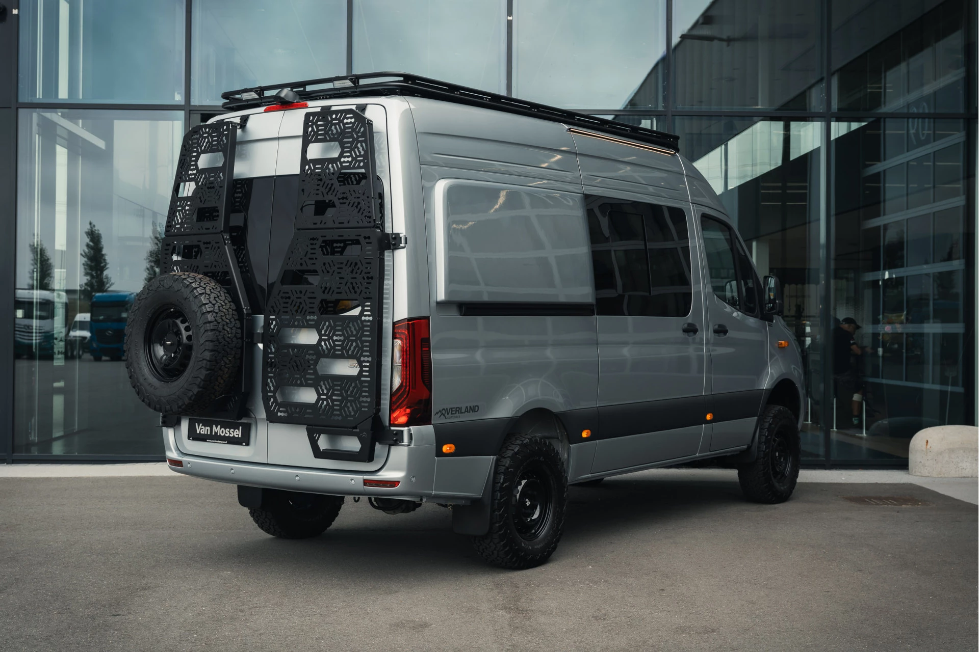 Mercedes-Benz-Sprinter-image-47