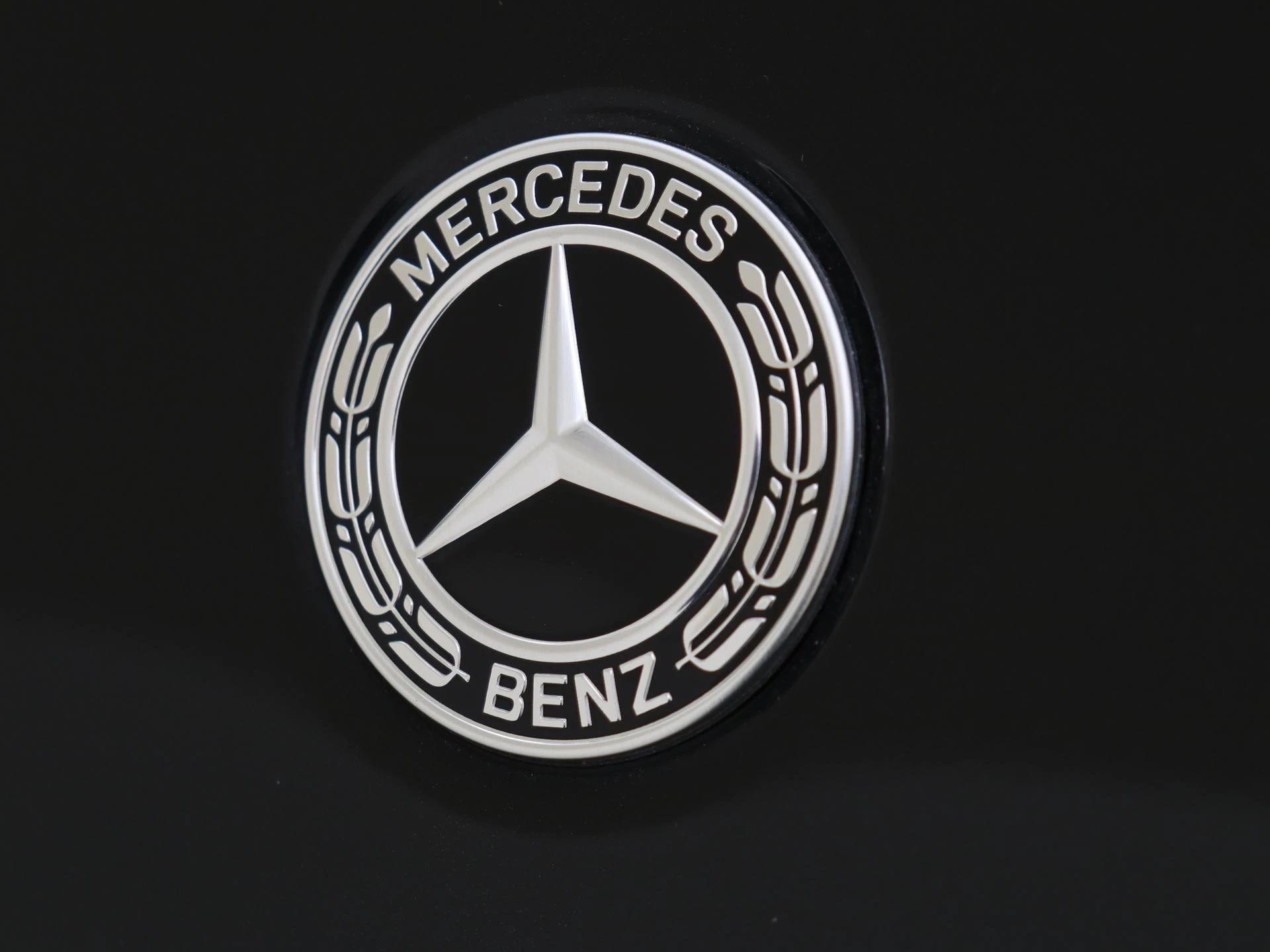 Mercedes-Benz GLA 250 e Business Solution Luxury