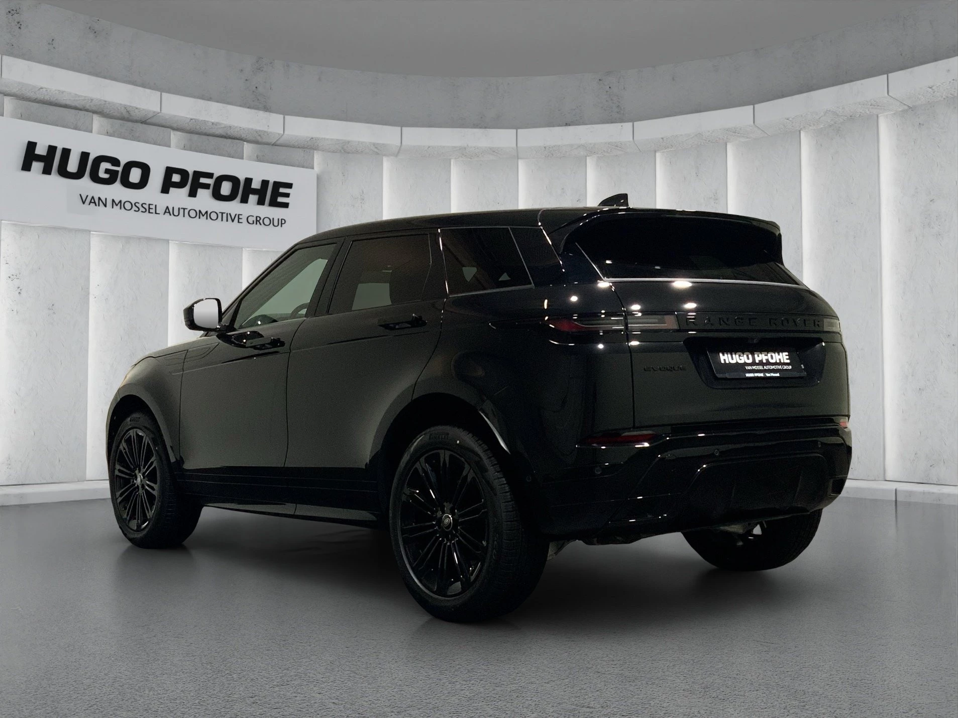 Land Rover-Range Rover Evoque-image-2